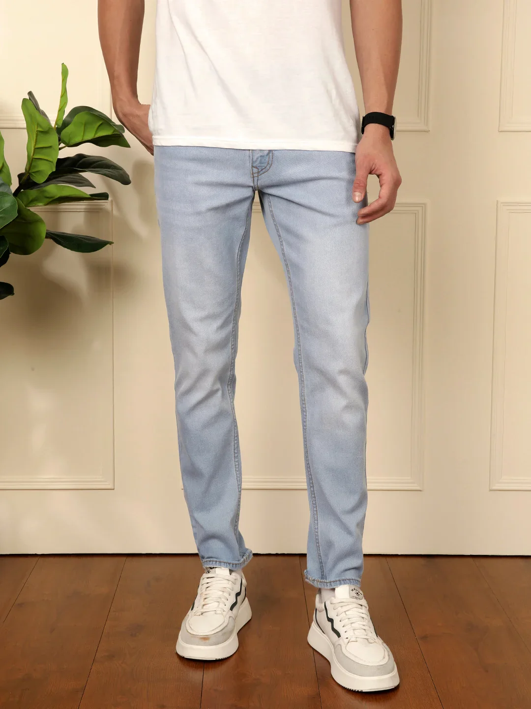 Light Fade Casual Jeans in Blue - Image 6
