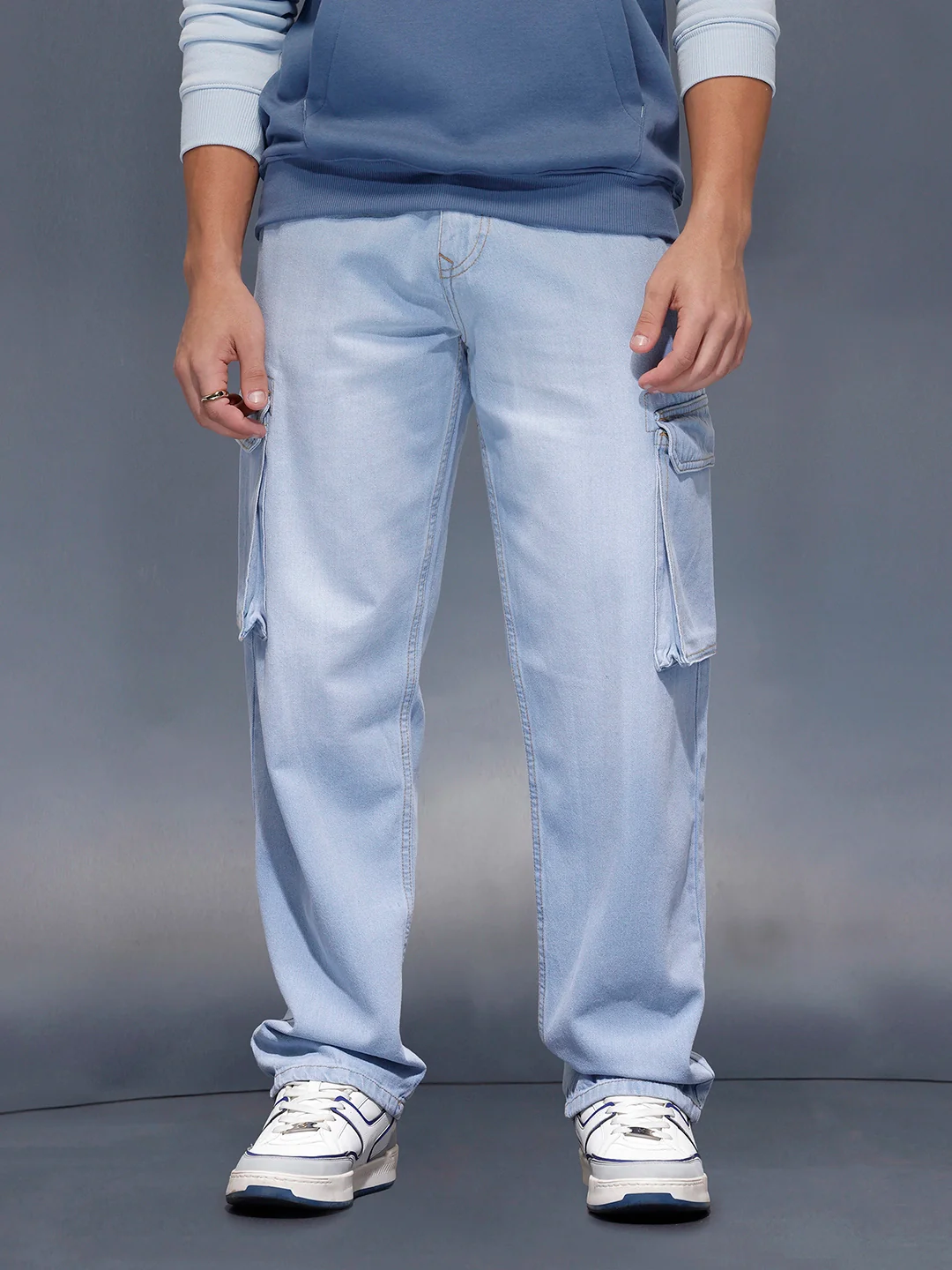 Light Washloose Fit Cargo Jeans | Blue - Image 6