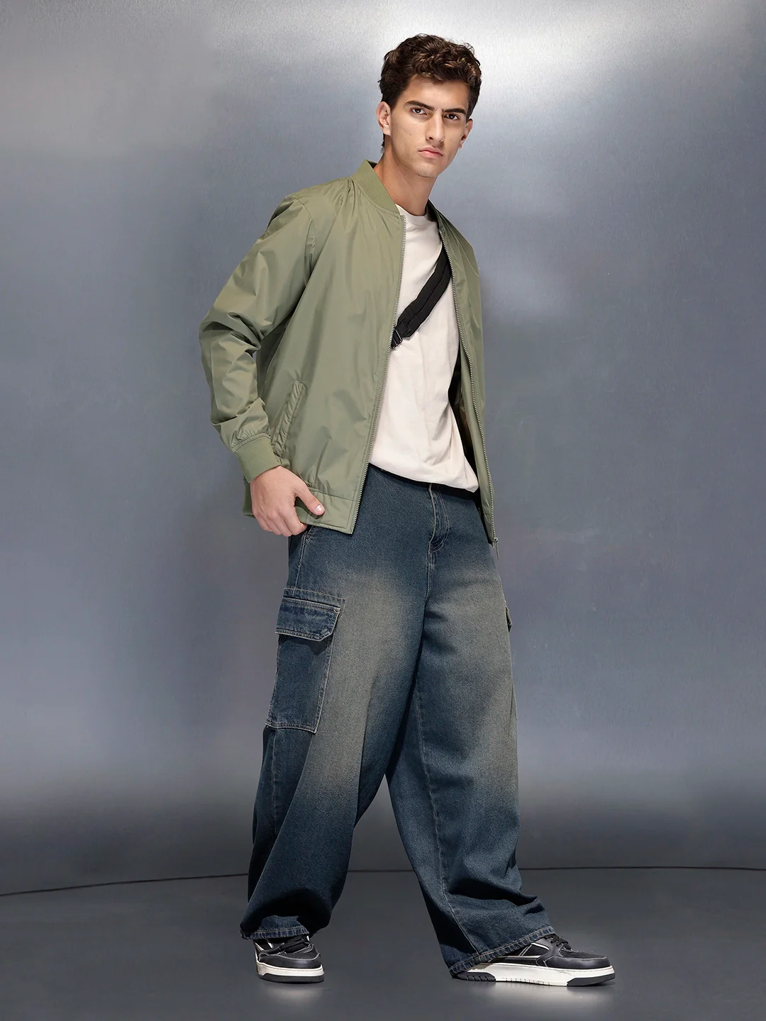 Lightweight zip-up jacket | Olive - Image 2