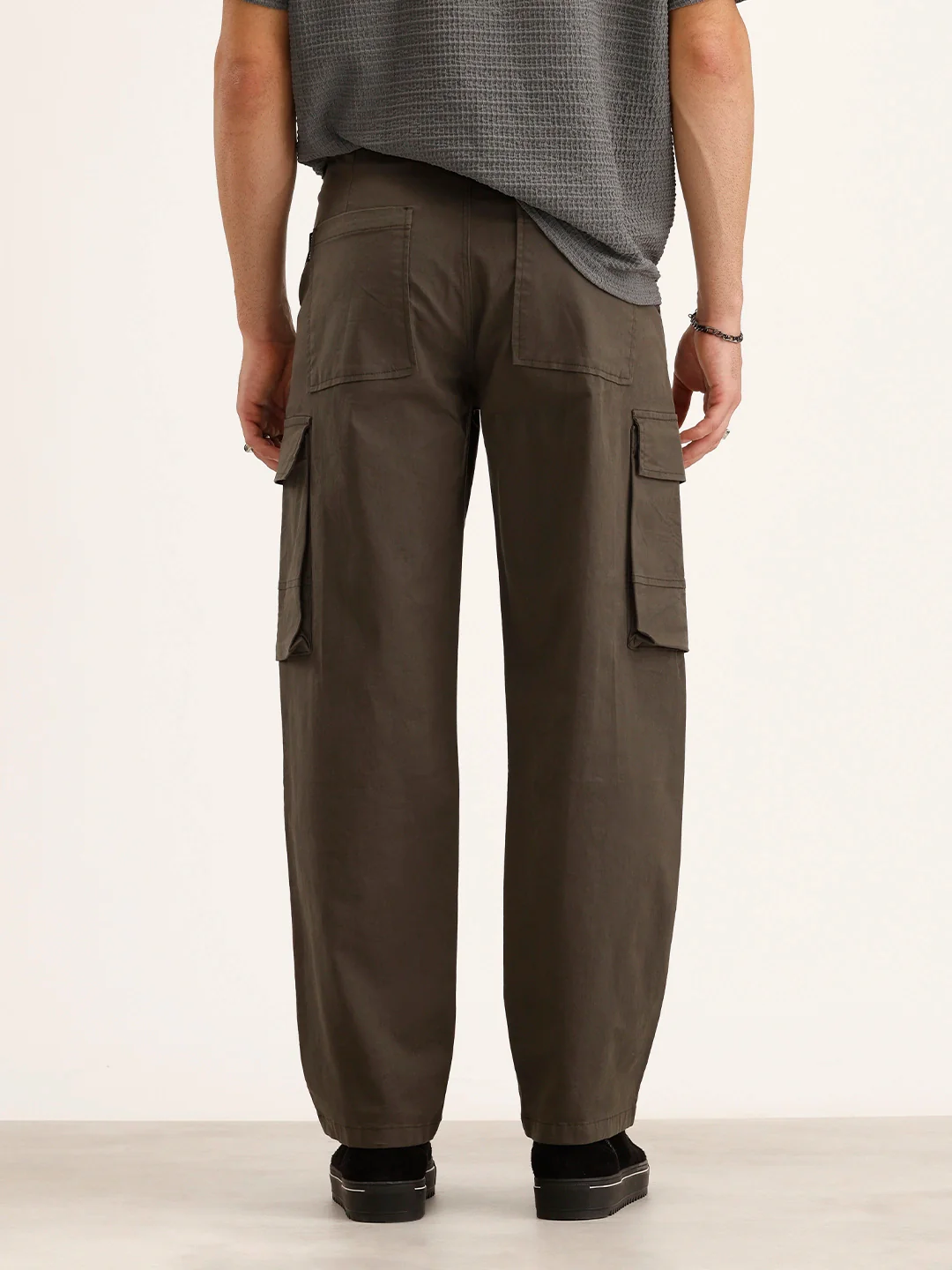 Loose Fit Cargo Trouser | Olive - Image 3