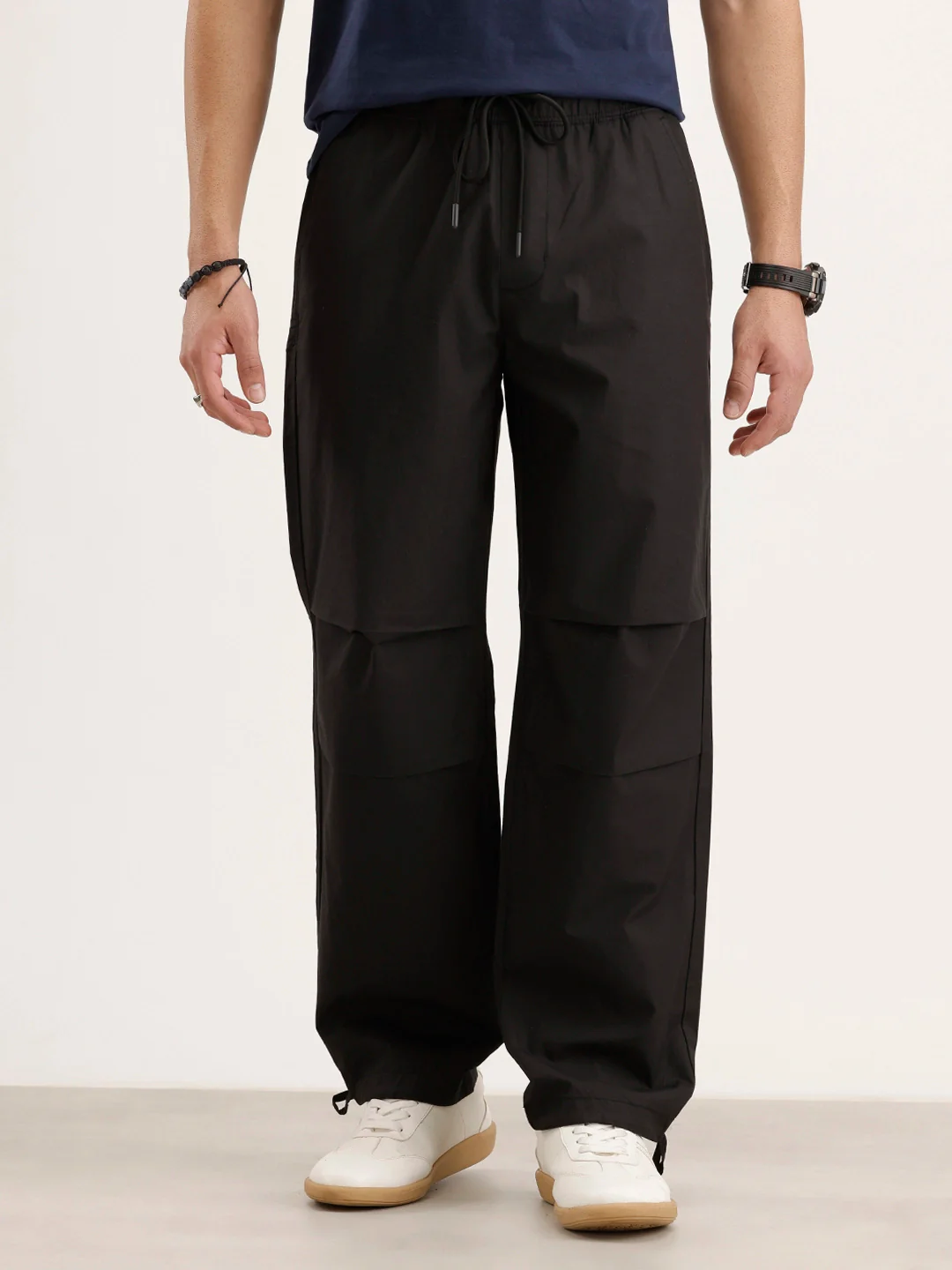 Loose Fit Parachute Trouser | Black - Image 6