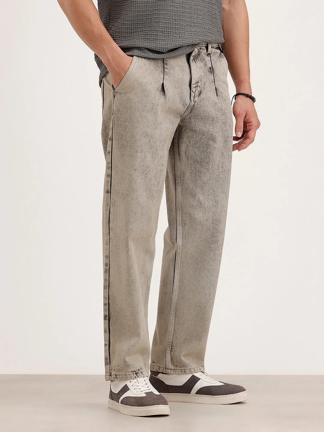 Loose Fit Pleated Denim Jeans | Grey - Image 4