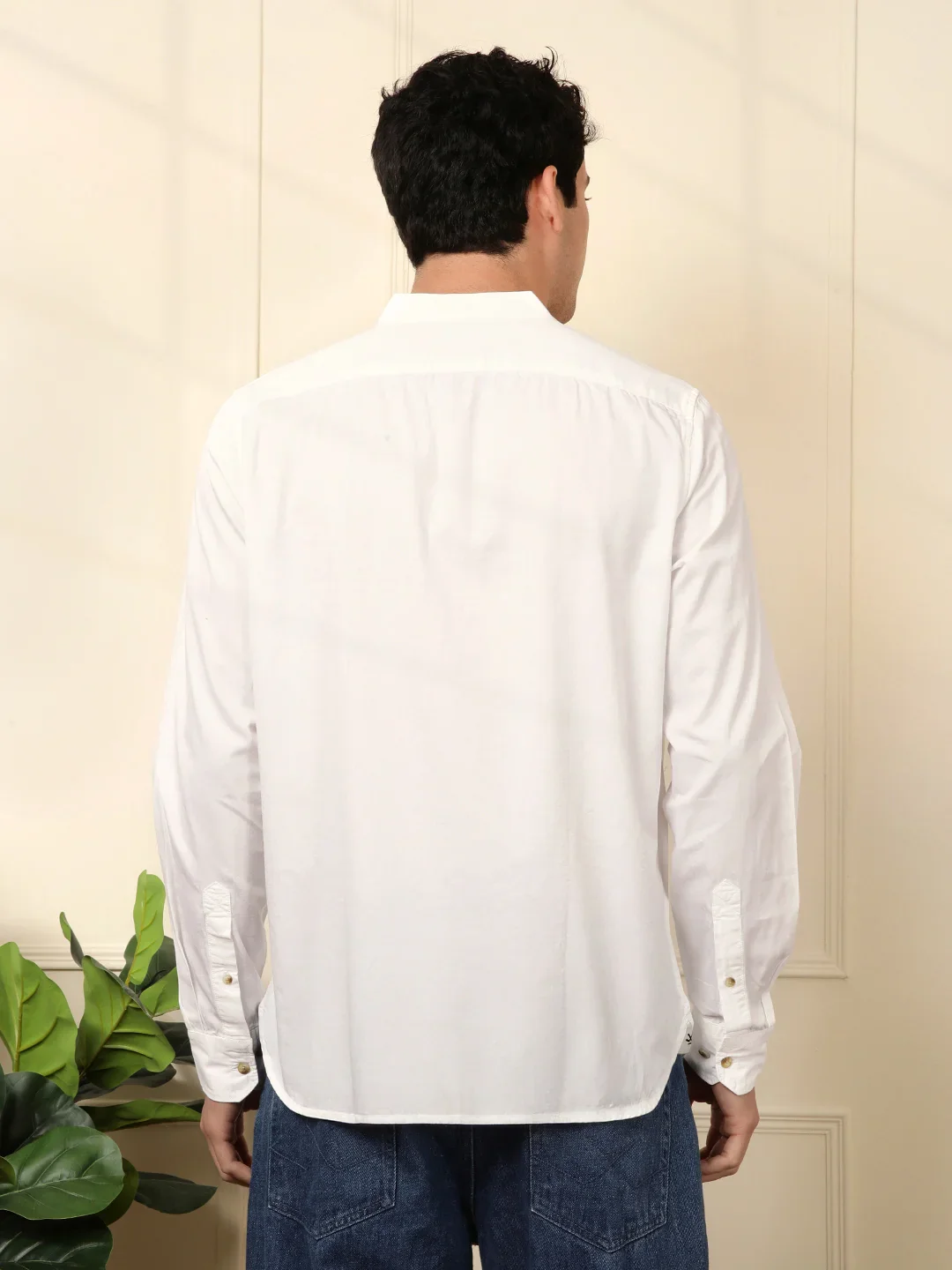 Mandarin Collar Slim Fit Shirt in White - Image 3