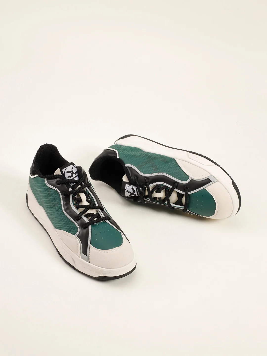 Sneakers | Manhattan Flux - Image 2