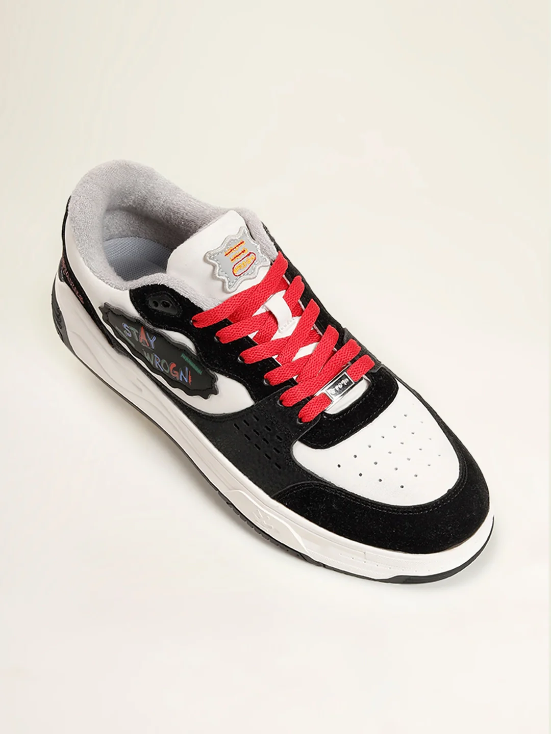 Sneakers | Manhattan Sketch - Image 6