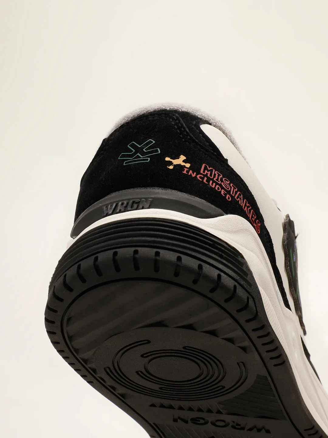 Sneakers | Manhattan Sketch - Image 9
