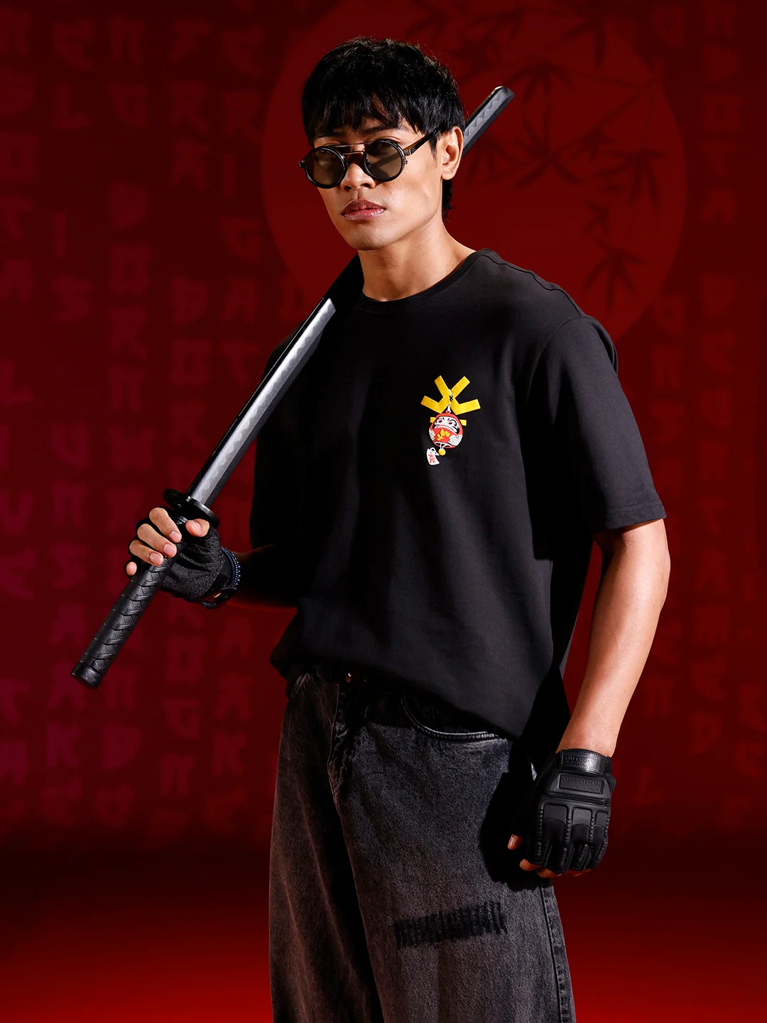 Men’s bold chest print oversized T-shirt | Black - Image 5