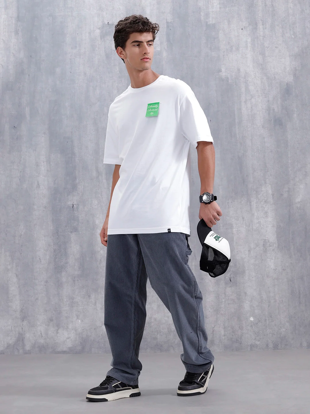 Men’s Casual Oevrsized Fit T-Shirt With Fe Patch | White - Image 2