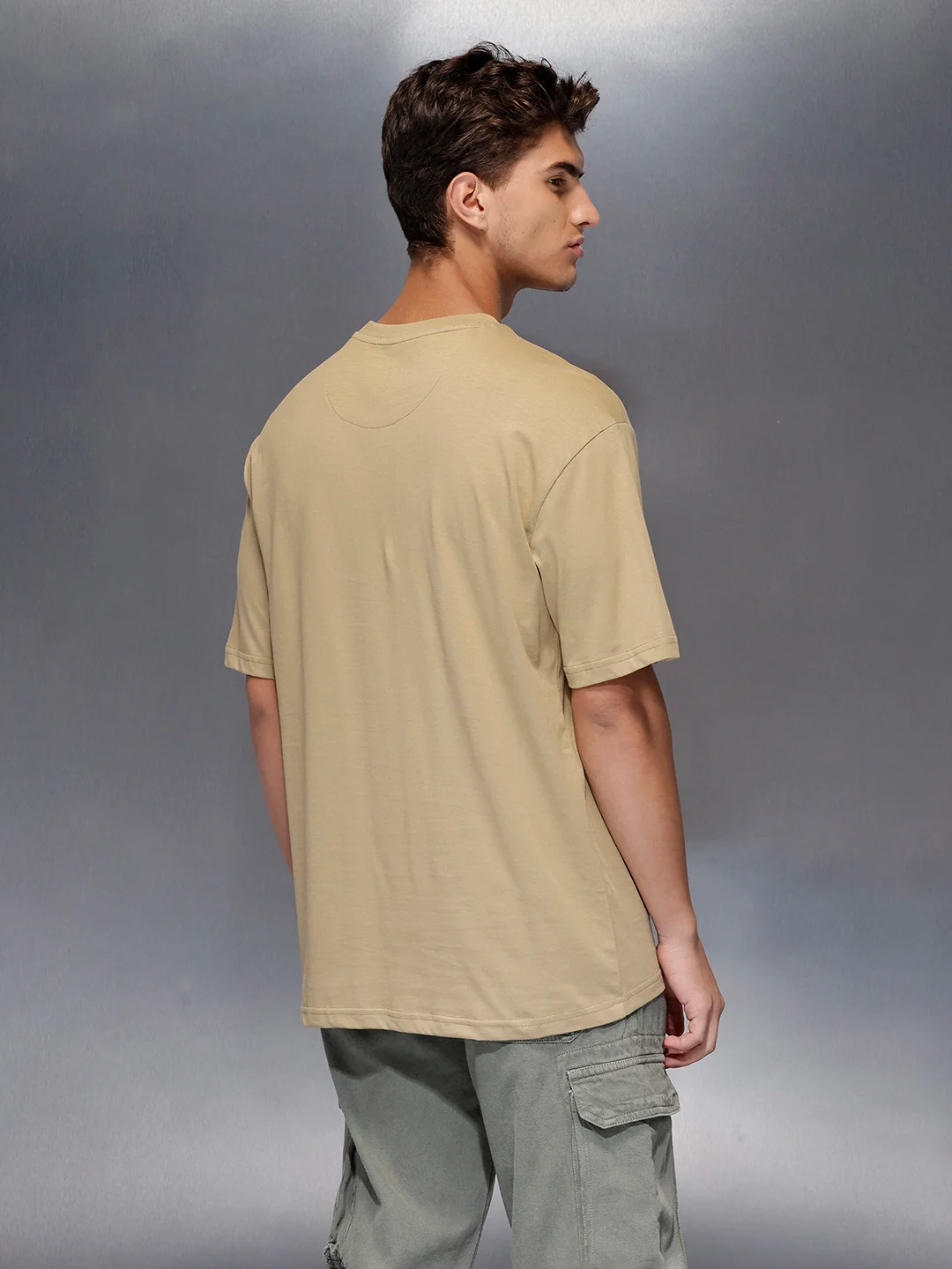 Men’s minimal statement graphic tshirt | Beige - Image 3