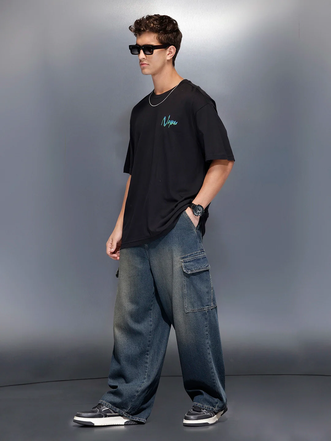 Men’s oversized black t-shirt with minimal chest print | Black - Image 2