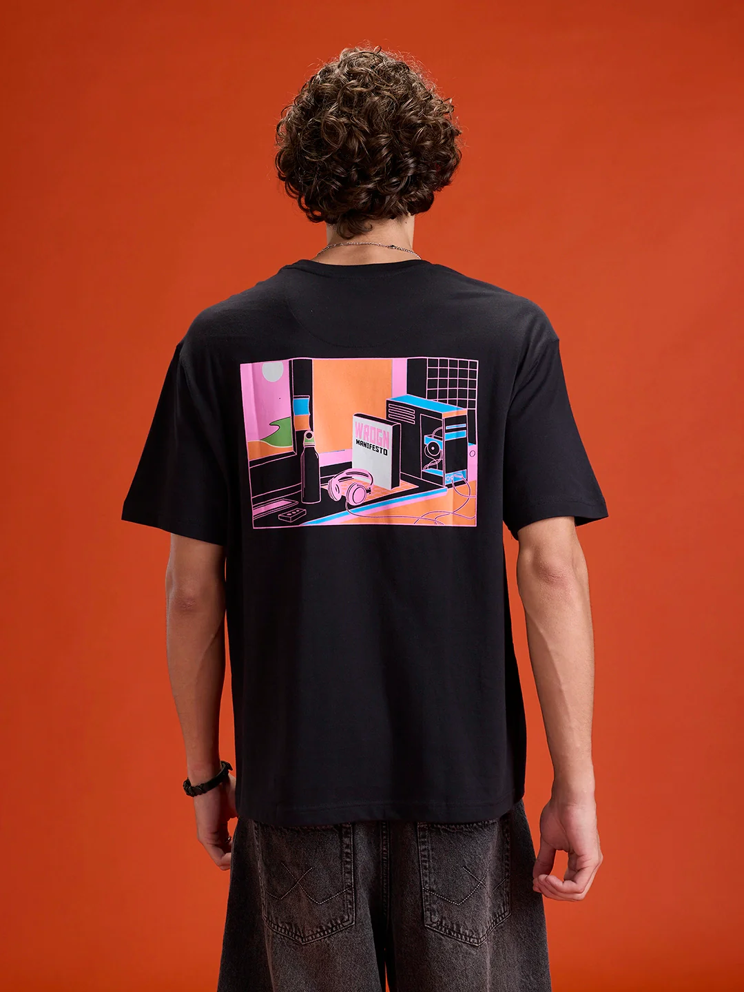 Men’s Oversized Bold Graphic Tee | Black - Image 2