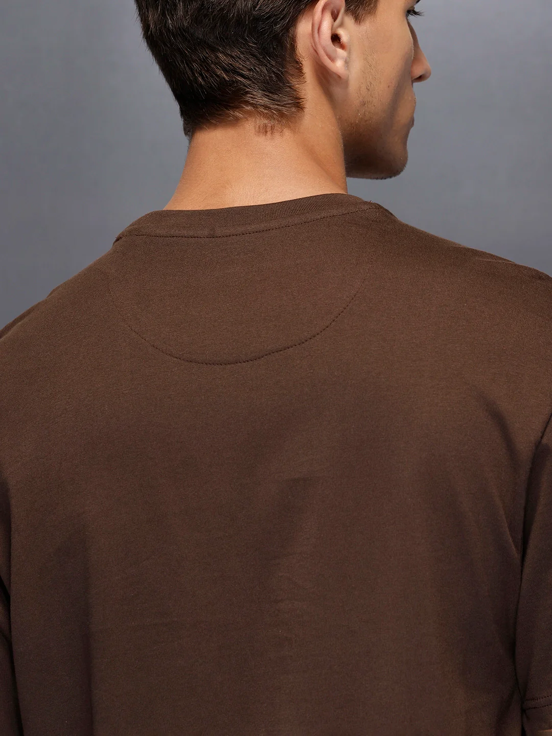 Men’s oversized graphic print t-shirt | Brown - Image 5