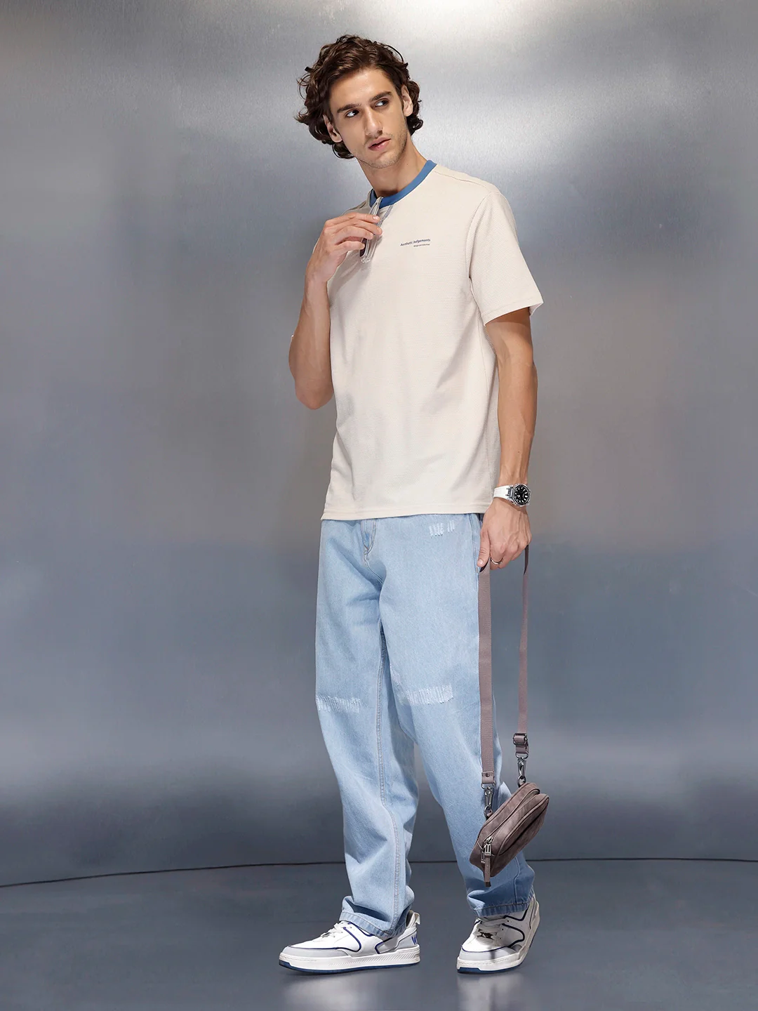 Men’s solid beige casual T-shirt with contrast crew neck | Beige - Image 2