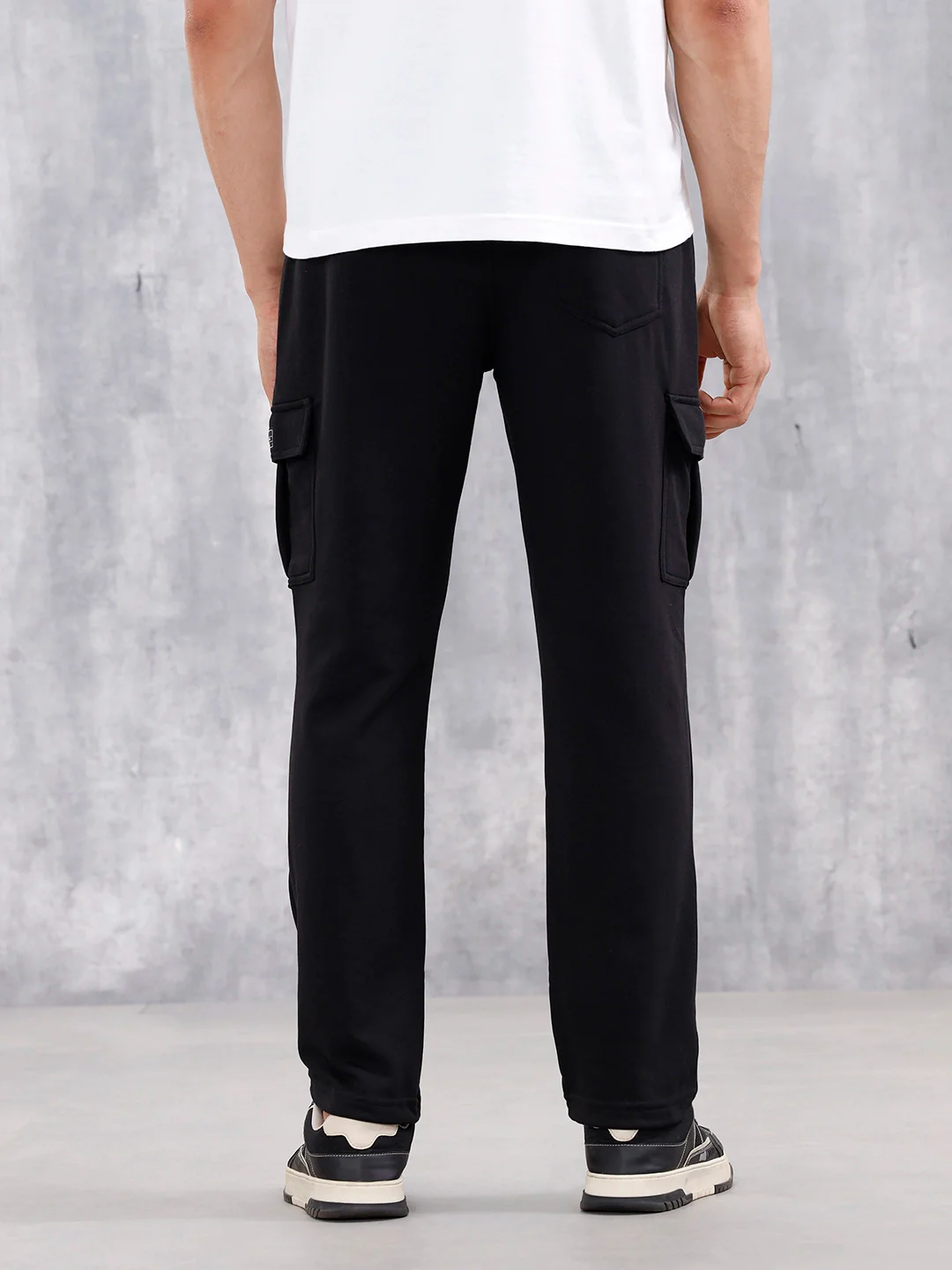 Men’s Straight Fit Knit Jogger With Pockets |Black - Image 3