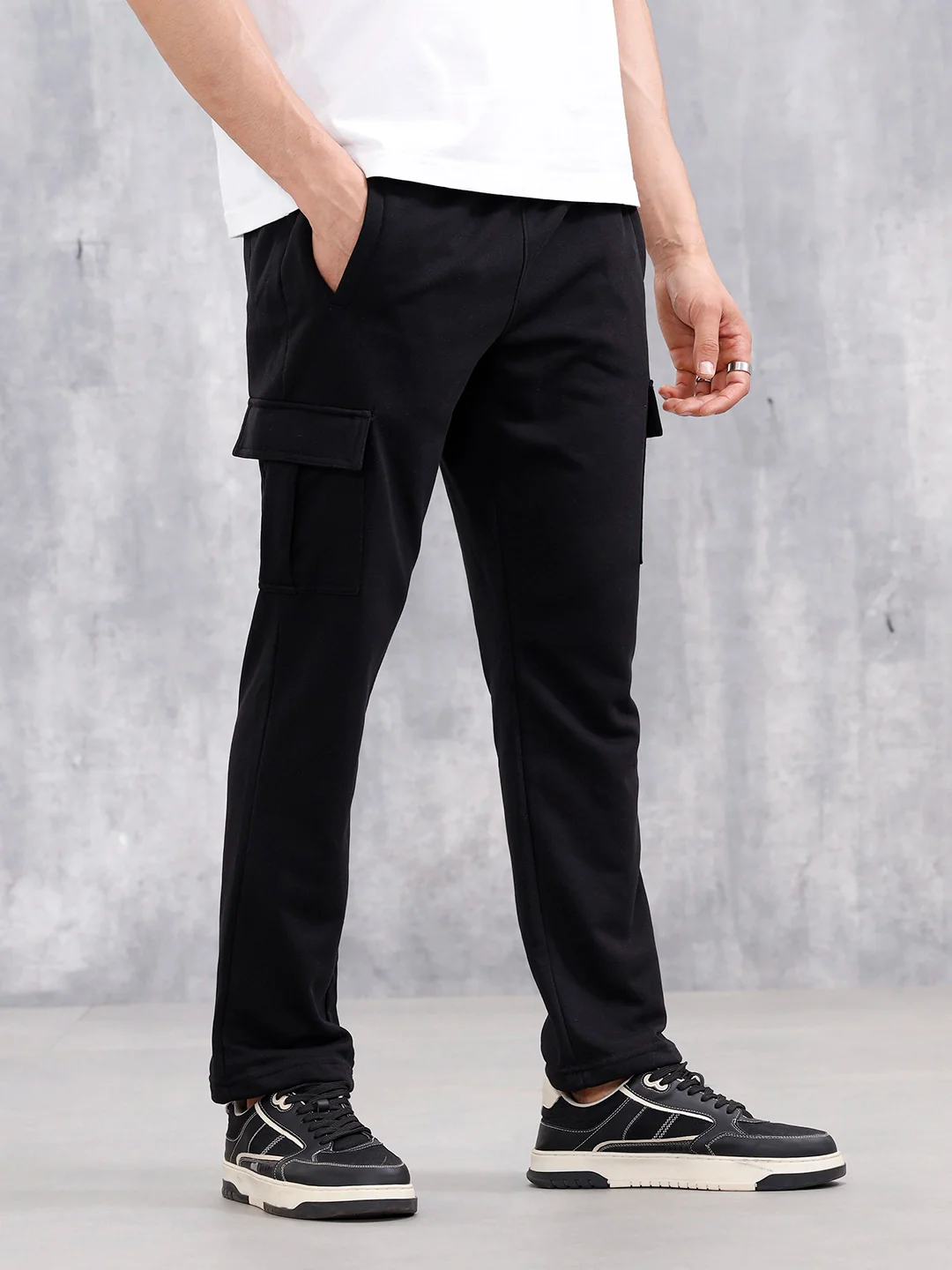 Men’s Straight Fit Knit Jogger With Pockets |Black - Image 4