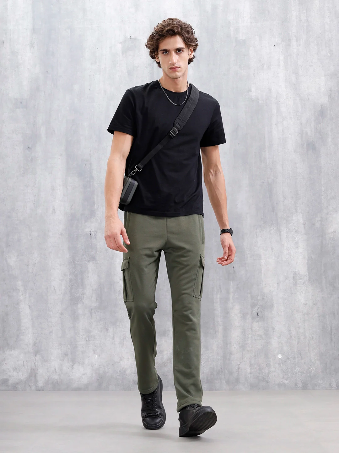 Men’s Straight Fit Knit Jogger With Pockets | Olive - Image 2