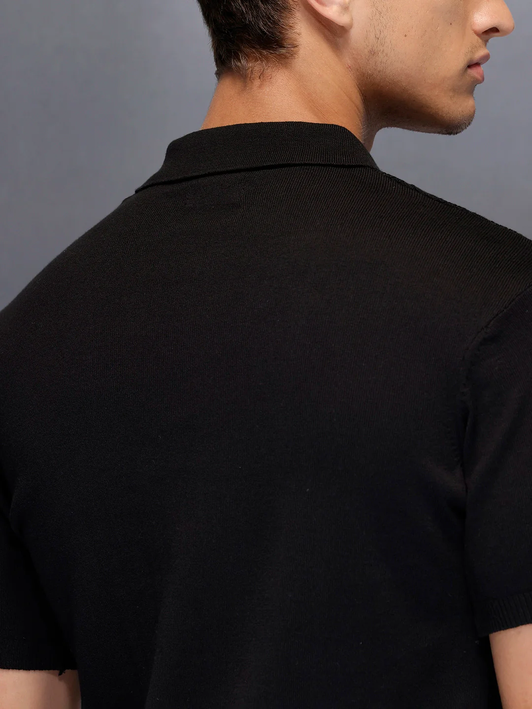 Men’s textured zip polo tshirt | Black - Image 7