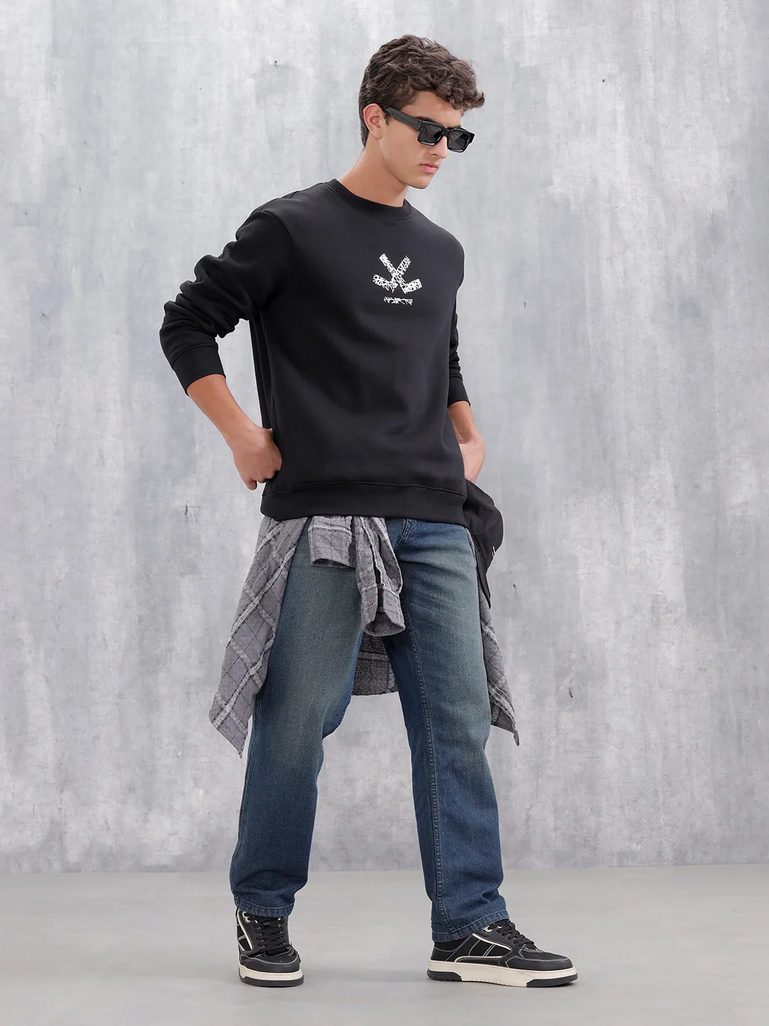 Men's Casual Branded Comfort Fit Sweatshirt  | Black - Image 8