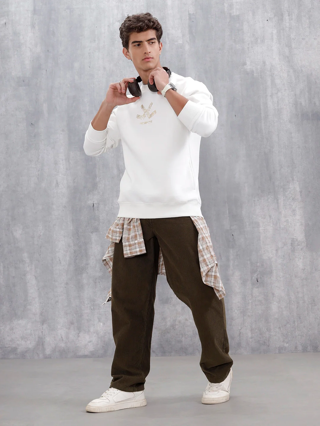 Men's Casual Branded Comfort Fit Sweatshirt  | Snow White - Image 10