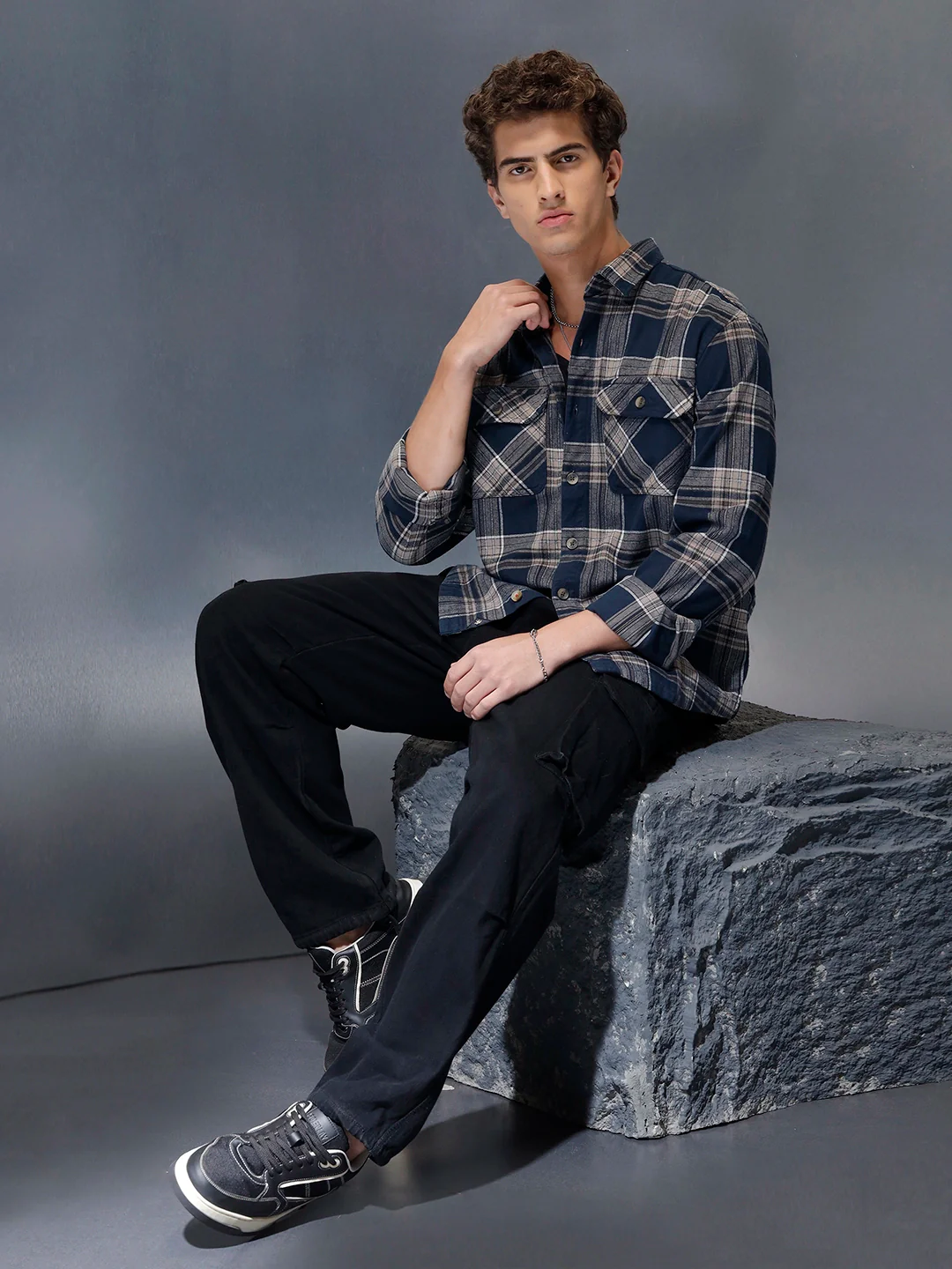 Men's casual checkered pattern regualr fit shacket  | Navy Blue - Image 2