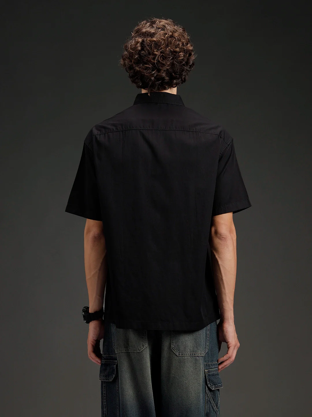 Men's casual colourblock oversized fit shirt | WHITE AND BLACK - Image 3