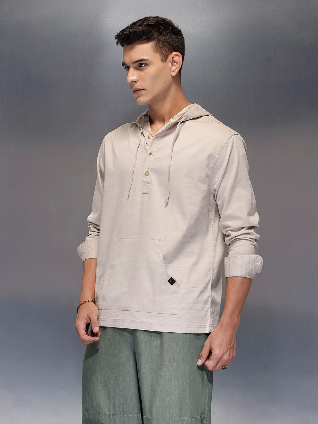 Men's casual hooded half-placket shirt with hood | Beige - Image 4