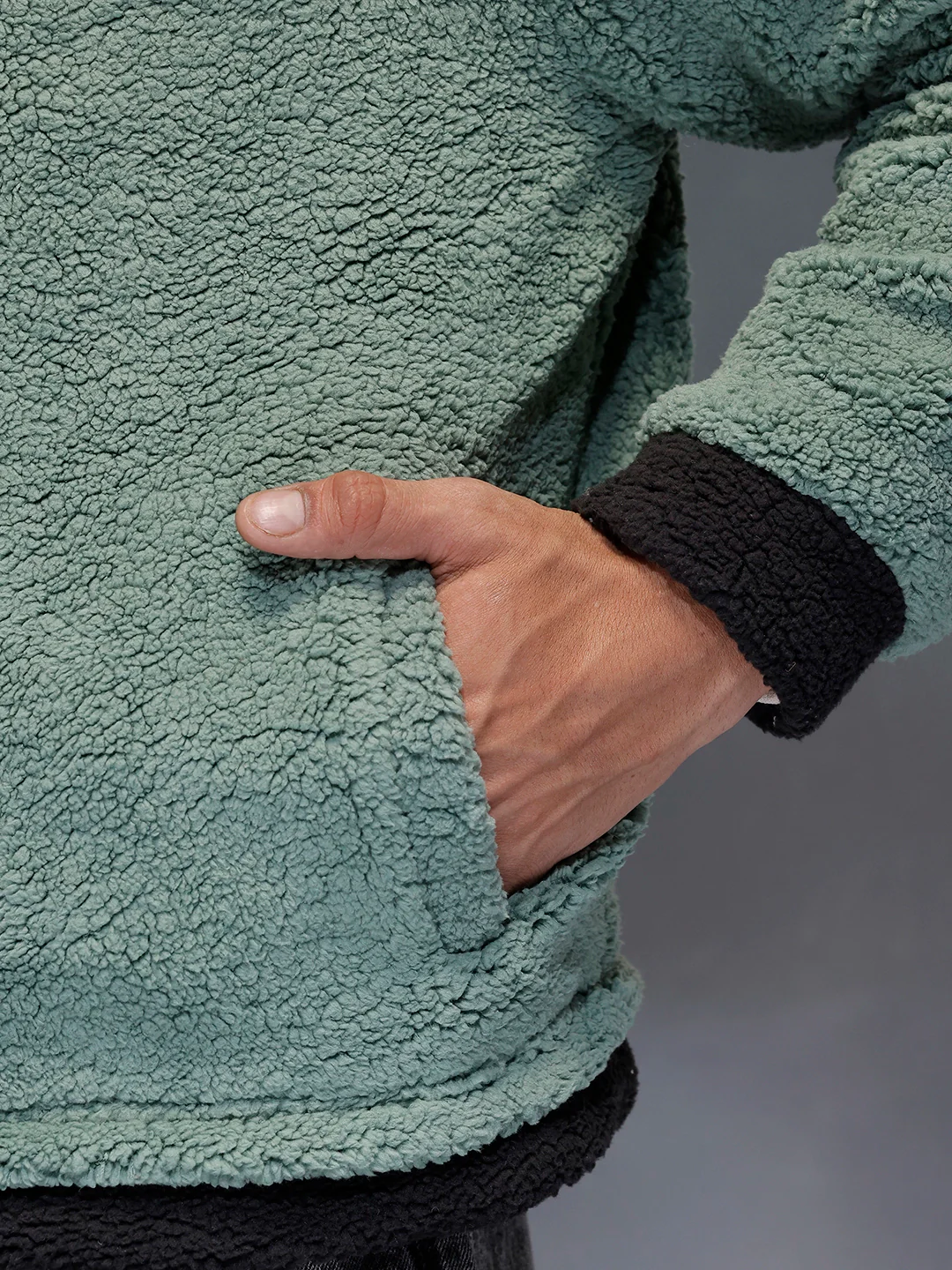 Men's casual jacket with contrast details, utility pocket and hoodie | Green - Image 5