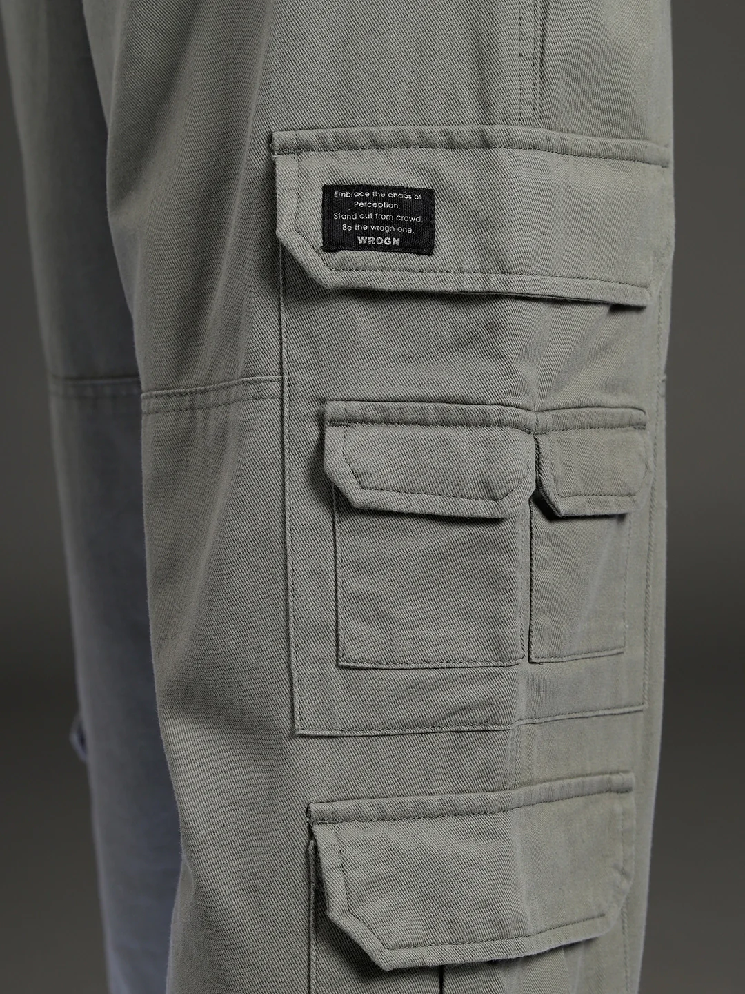 Men's casual loose fit cargo pocket trousers | Grey - Image 5