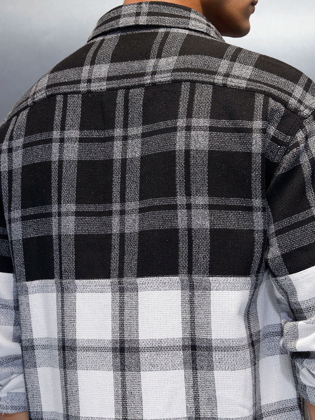 Men's Casual Oversized Fit Checkered Pattern Shirt | Black - Image 5