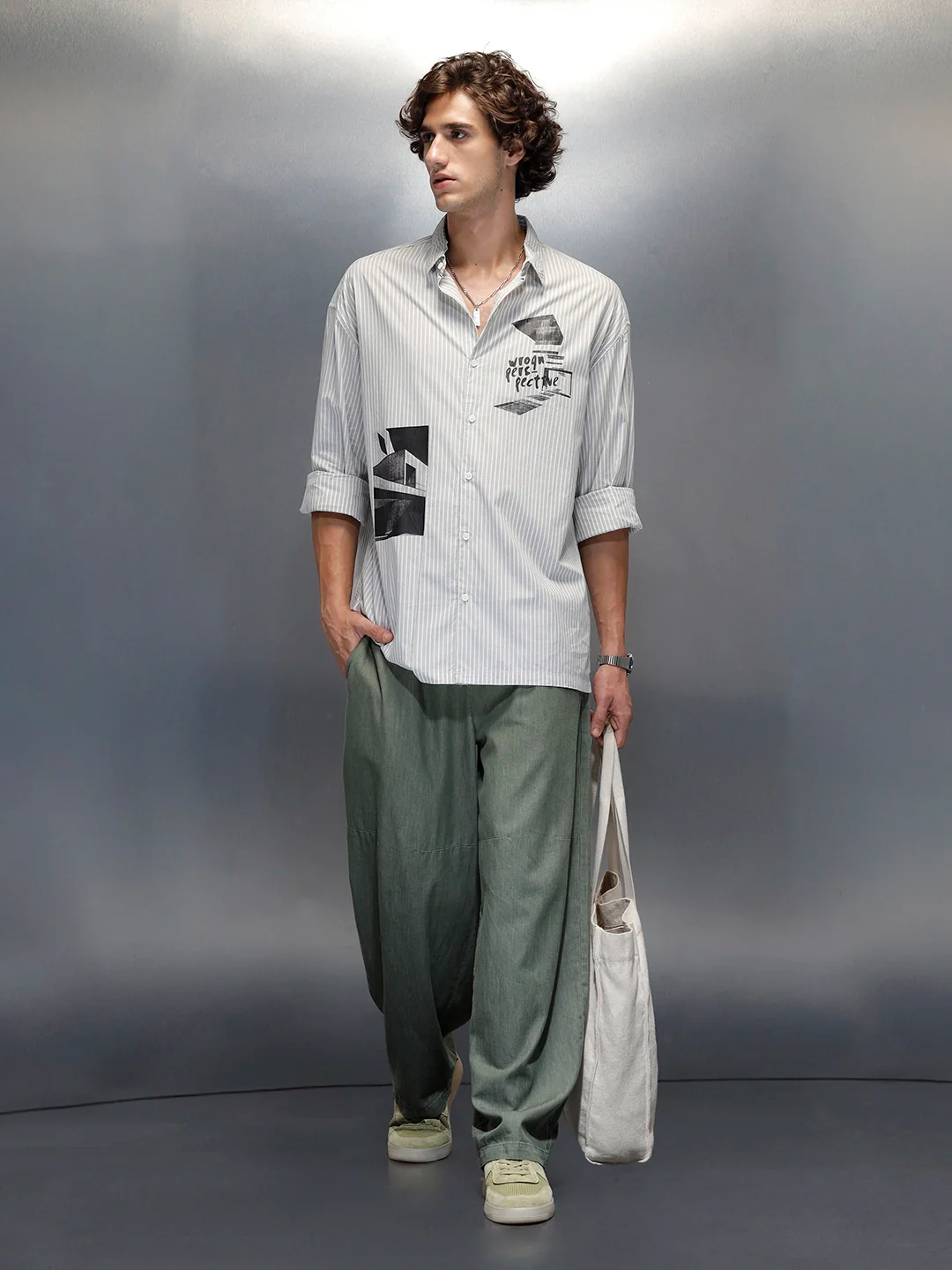 men's casual regualr fit placement print shirt | Green - Image 2