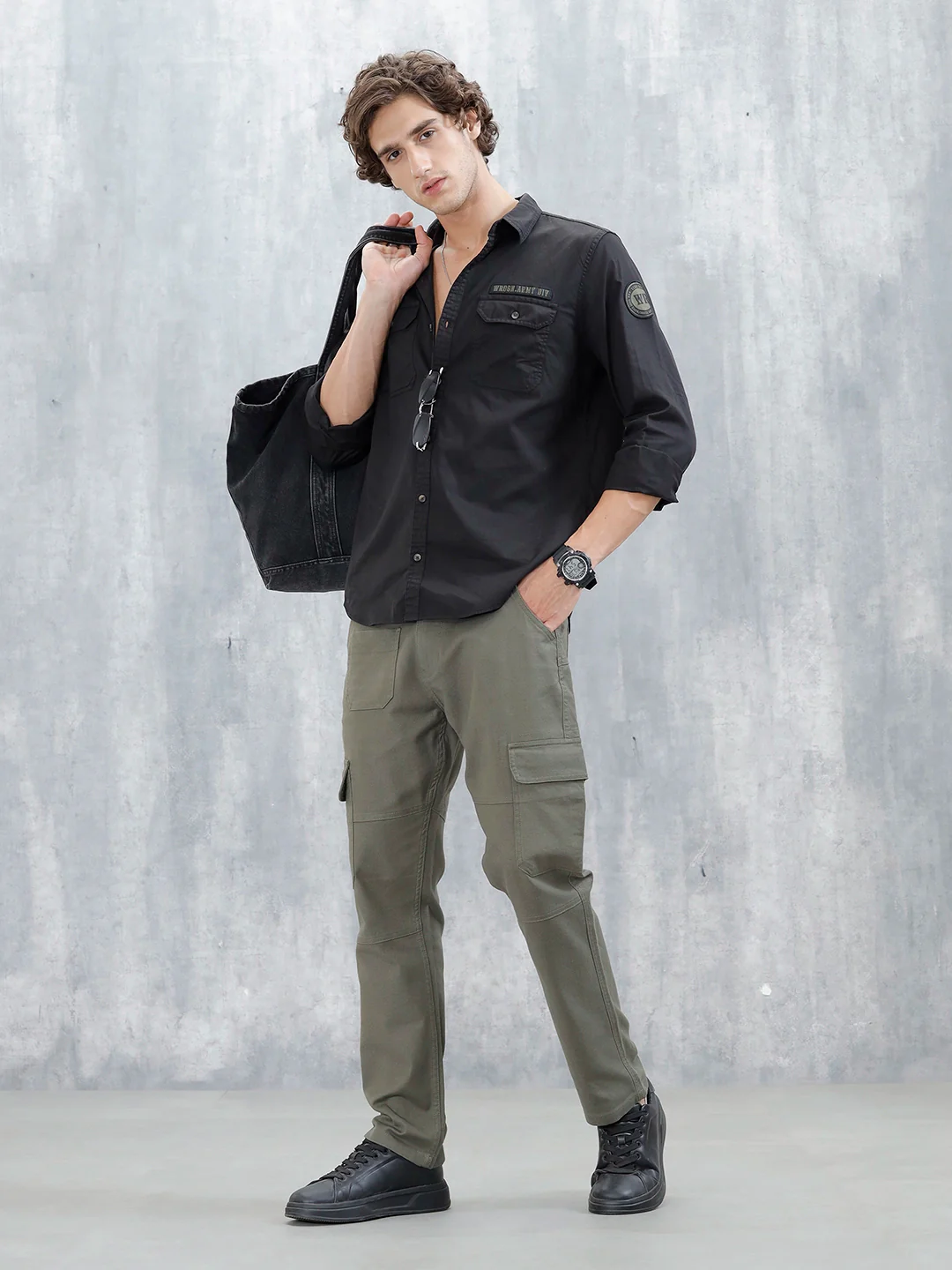 Men's Casual Relaxed Fit Cargo Trousers | Green - Image 2