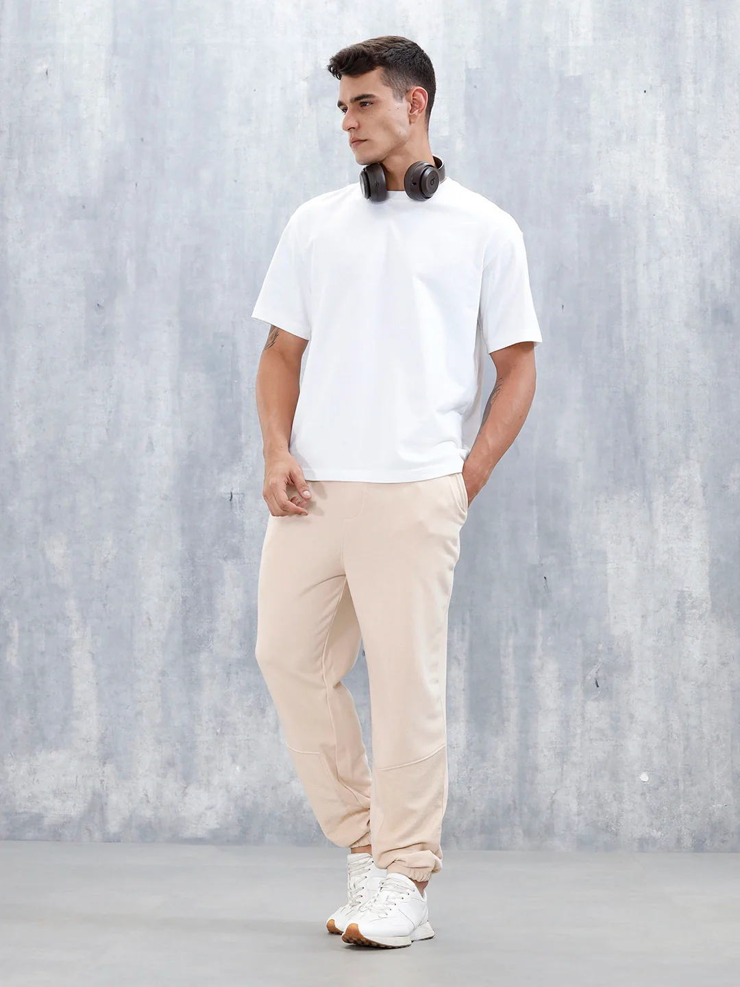 Men's Casual Relaxed Fit Knit Jogger | Beige - Image 2
