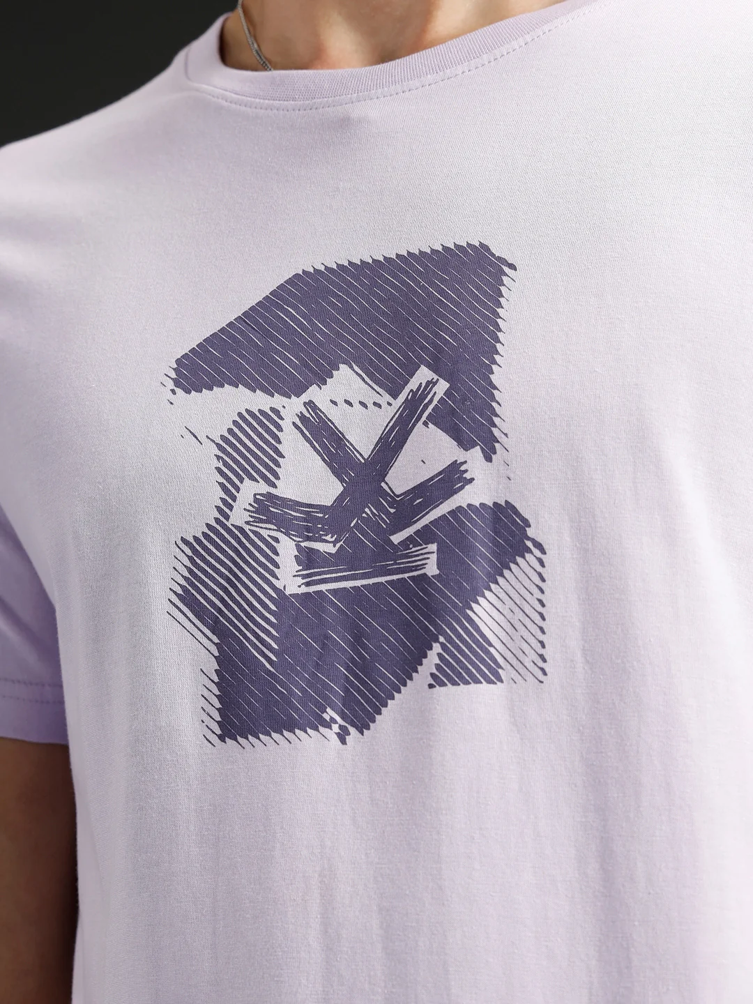 Men's casual slim fit graphic printed t-shirt | Purple - Image 5