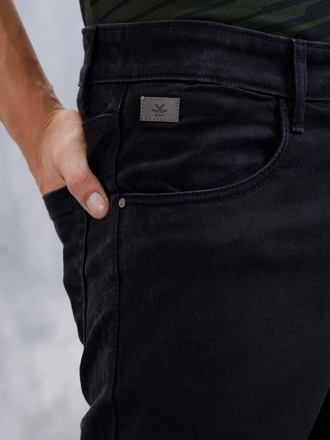 Men's Casual Slim Fit Jeans | Black - Image 5