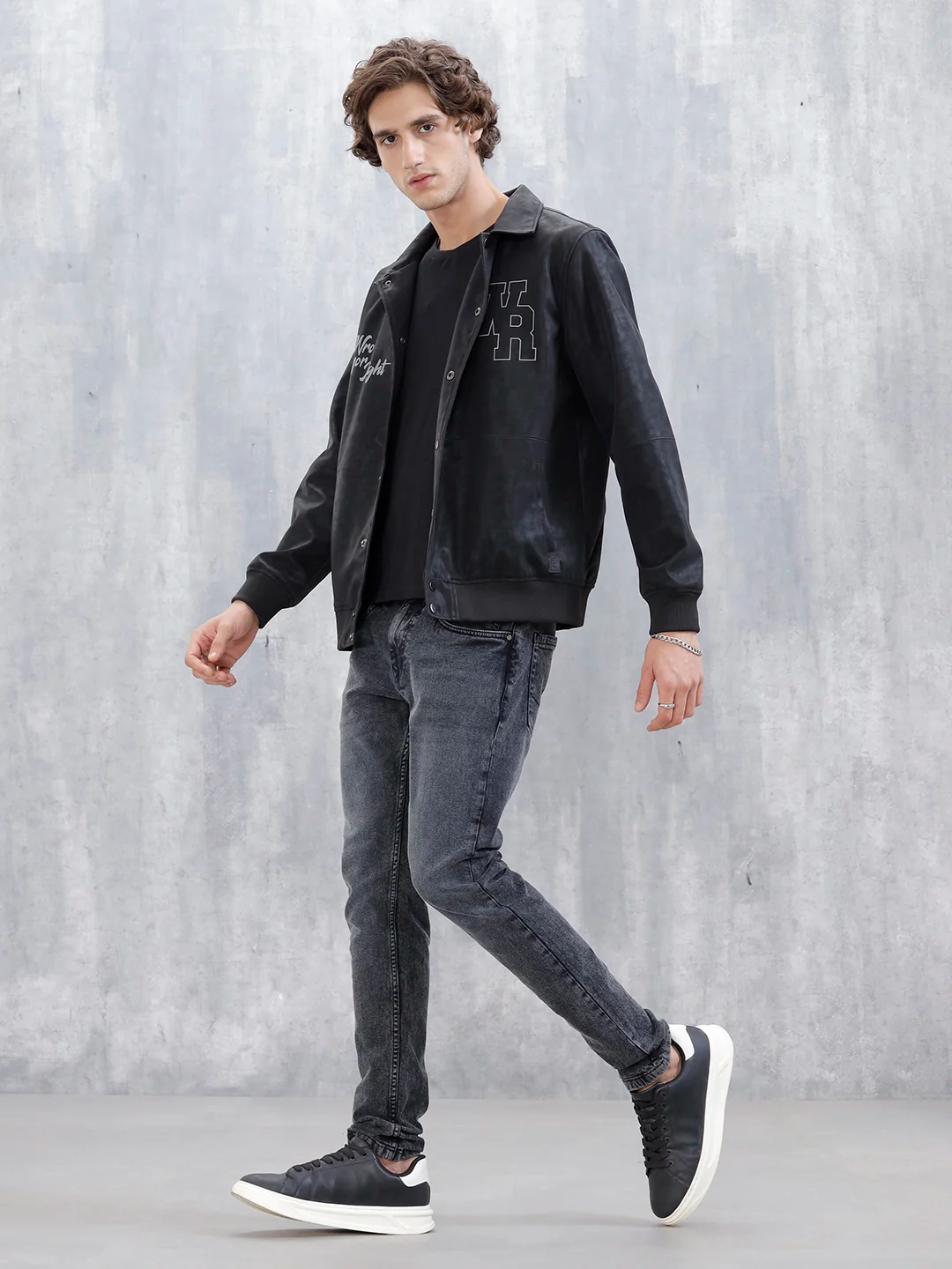 Men's Casual Slim Fit Tapered Jeans | Grey - Image 2