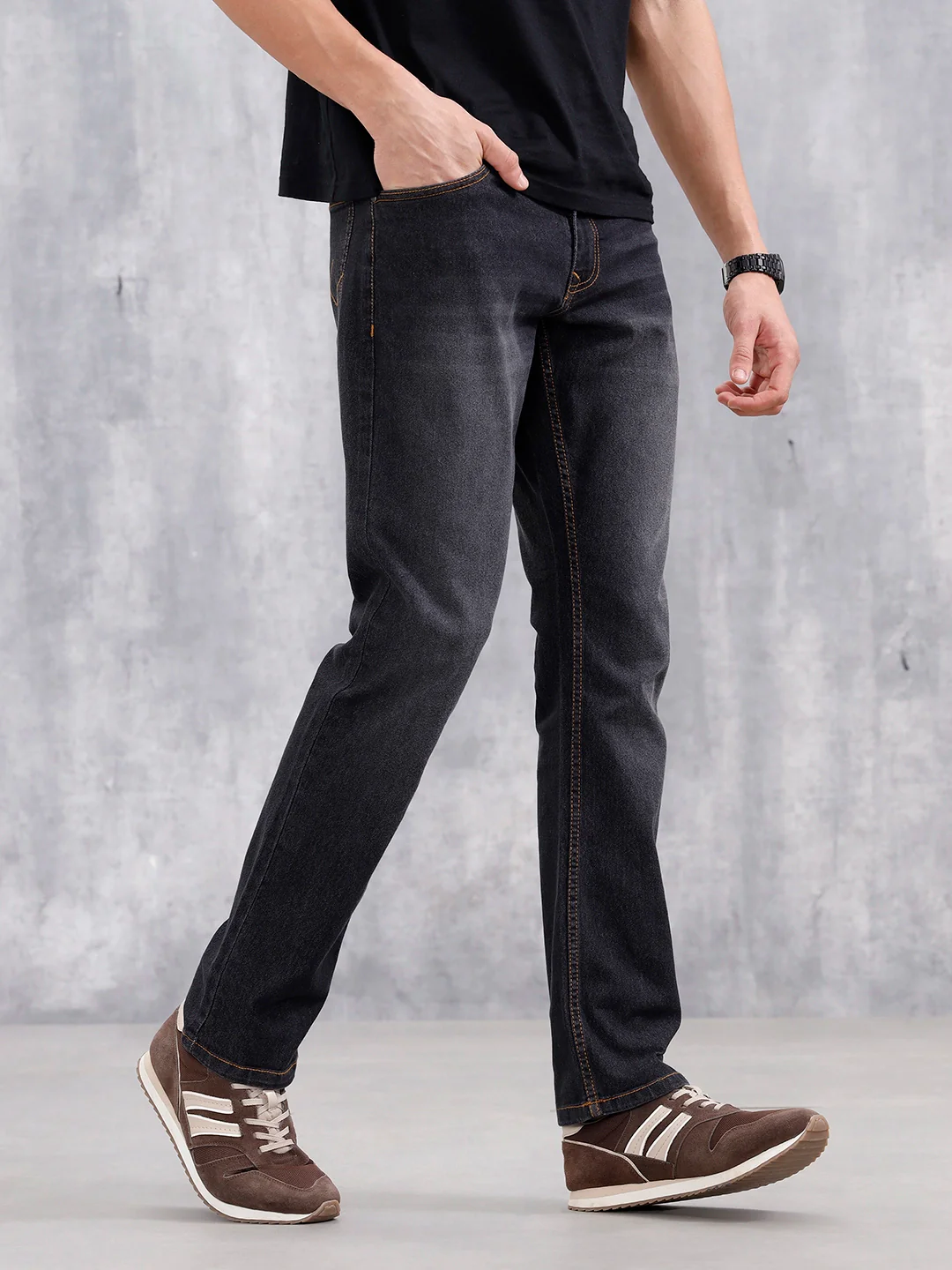 Men's Casual Straight Fit Jeans | Black - Image 4