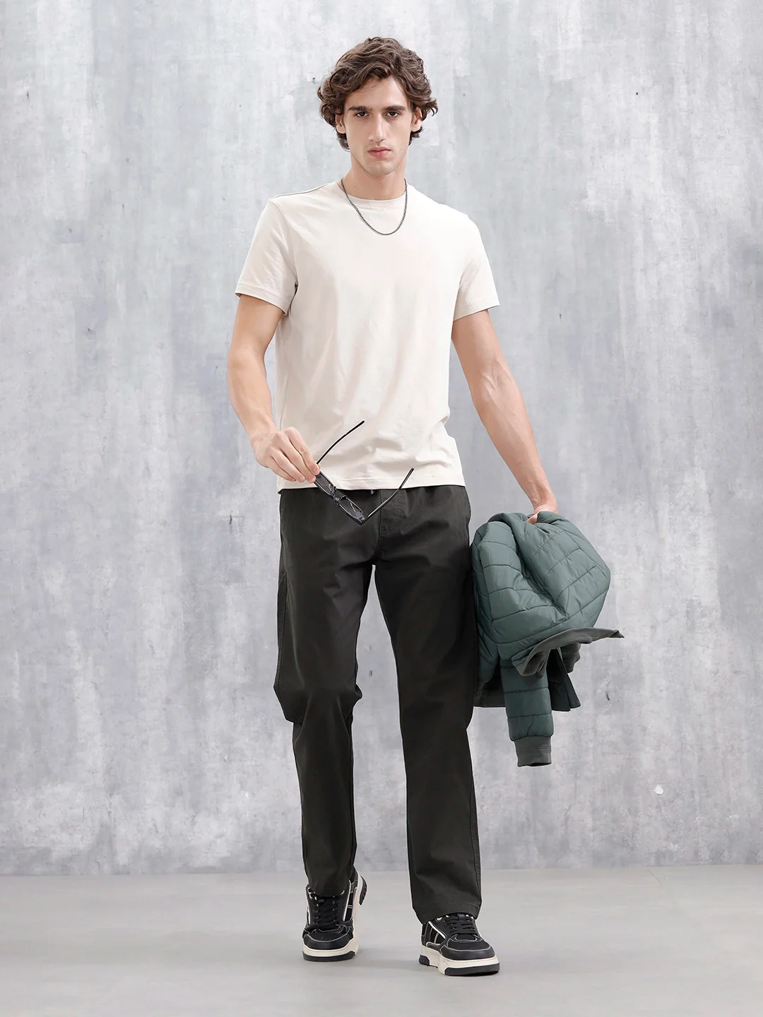 Men's Casual Straight Fit Trousers | Olive - Image 2