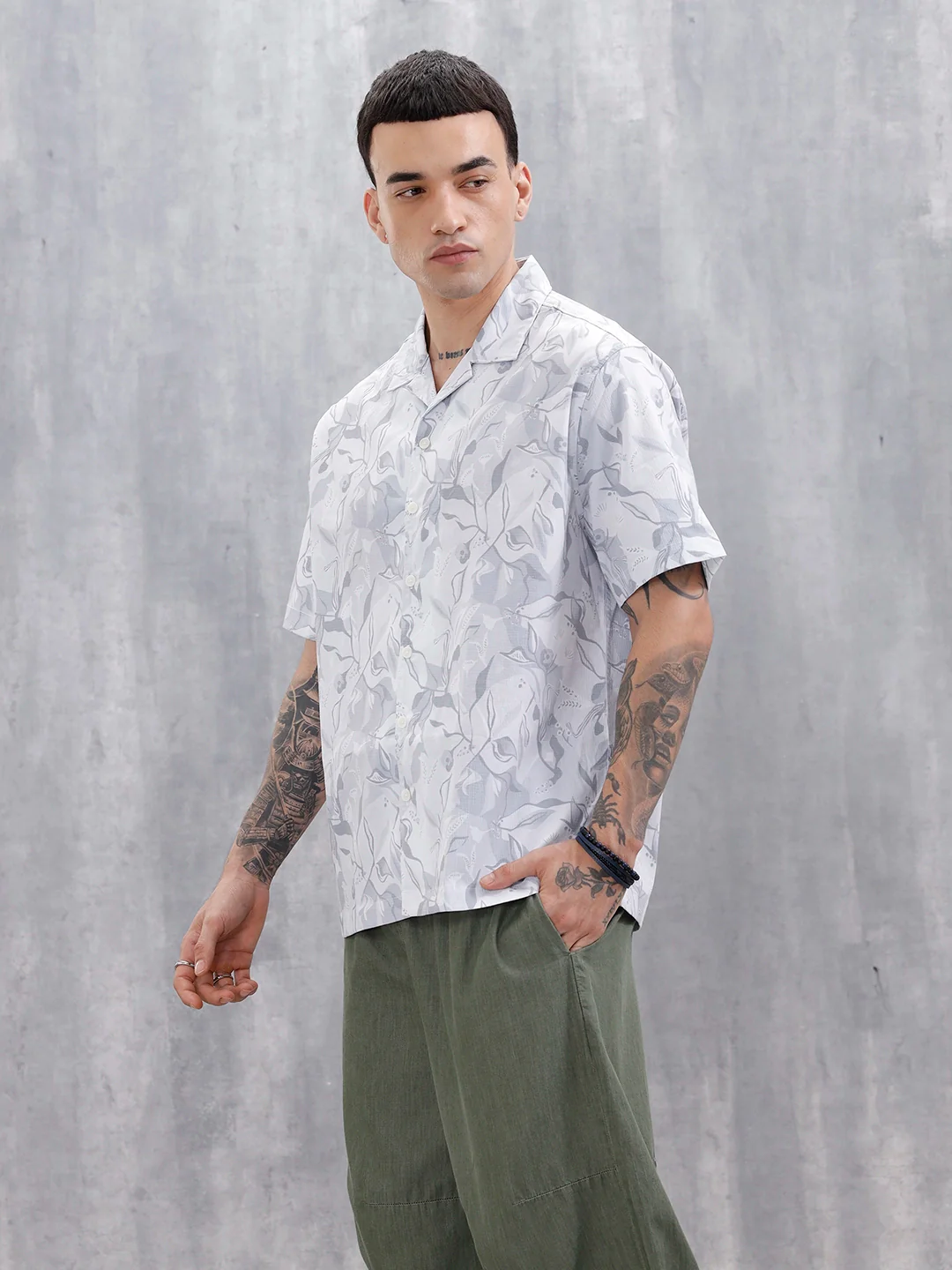 Men's Comfort Fit Resort Collar Printed Shirt | Grey - Image 4