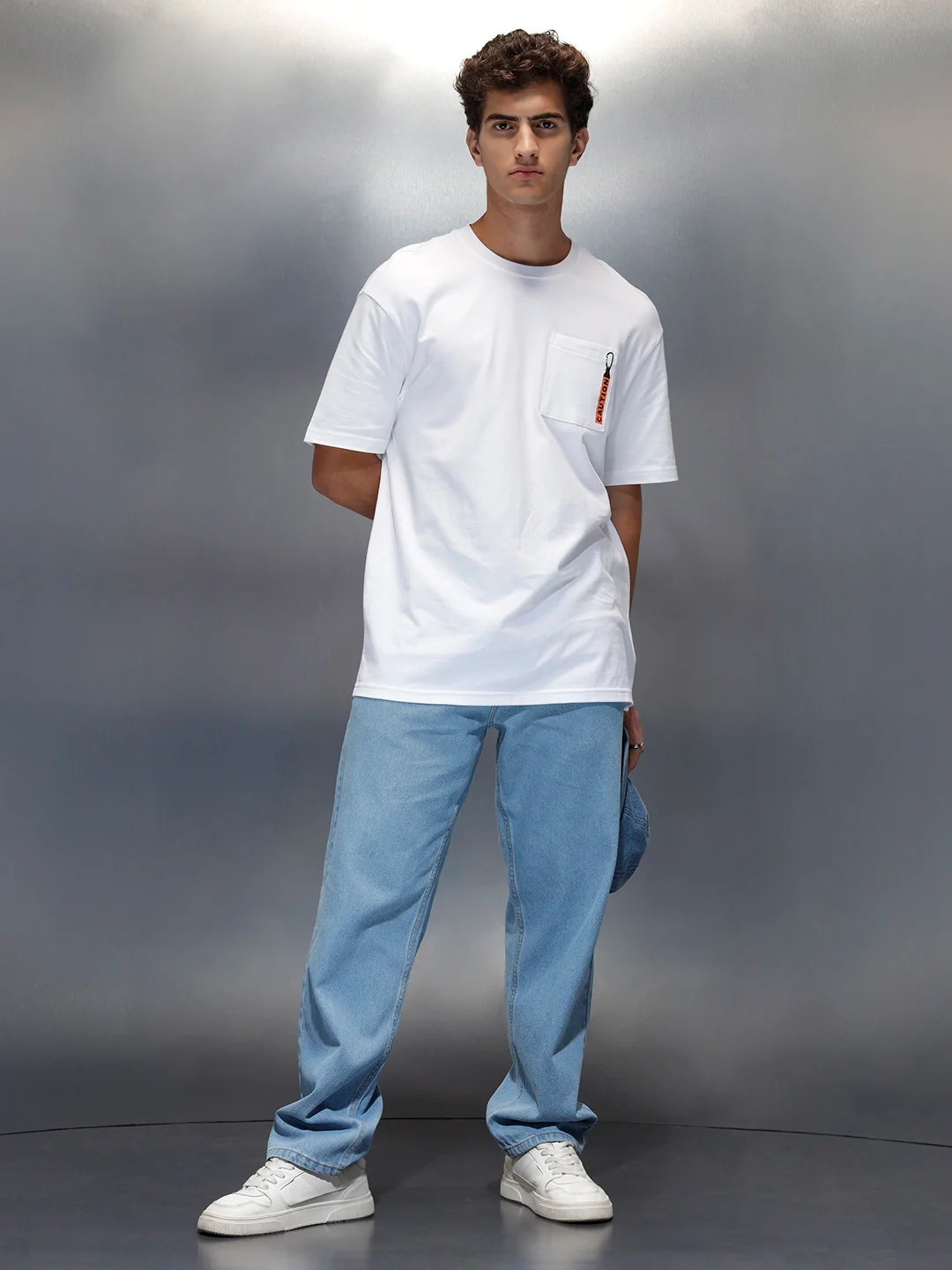 Men's Oversized Pocket Printed Graphic T-shirt | White - Image 2