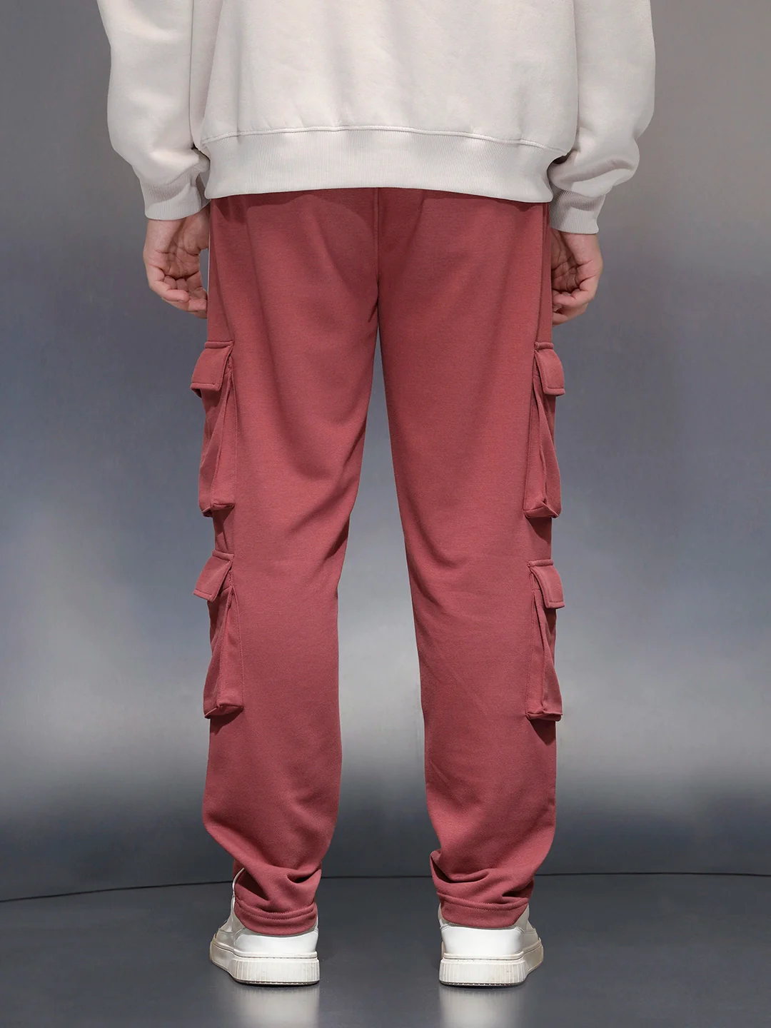 Men's relaxed fit knit jogger with utility pocket  | Maroon - Image 3