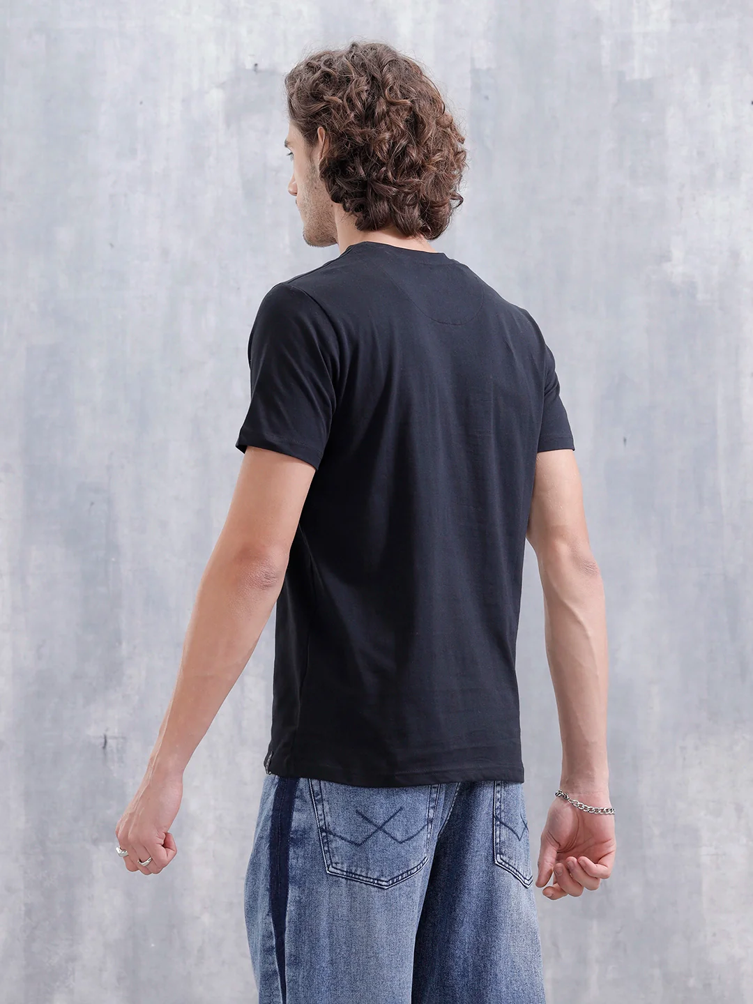 Men's Slim Fit Graphic Printed T-Shirt | Black - Image 3