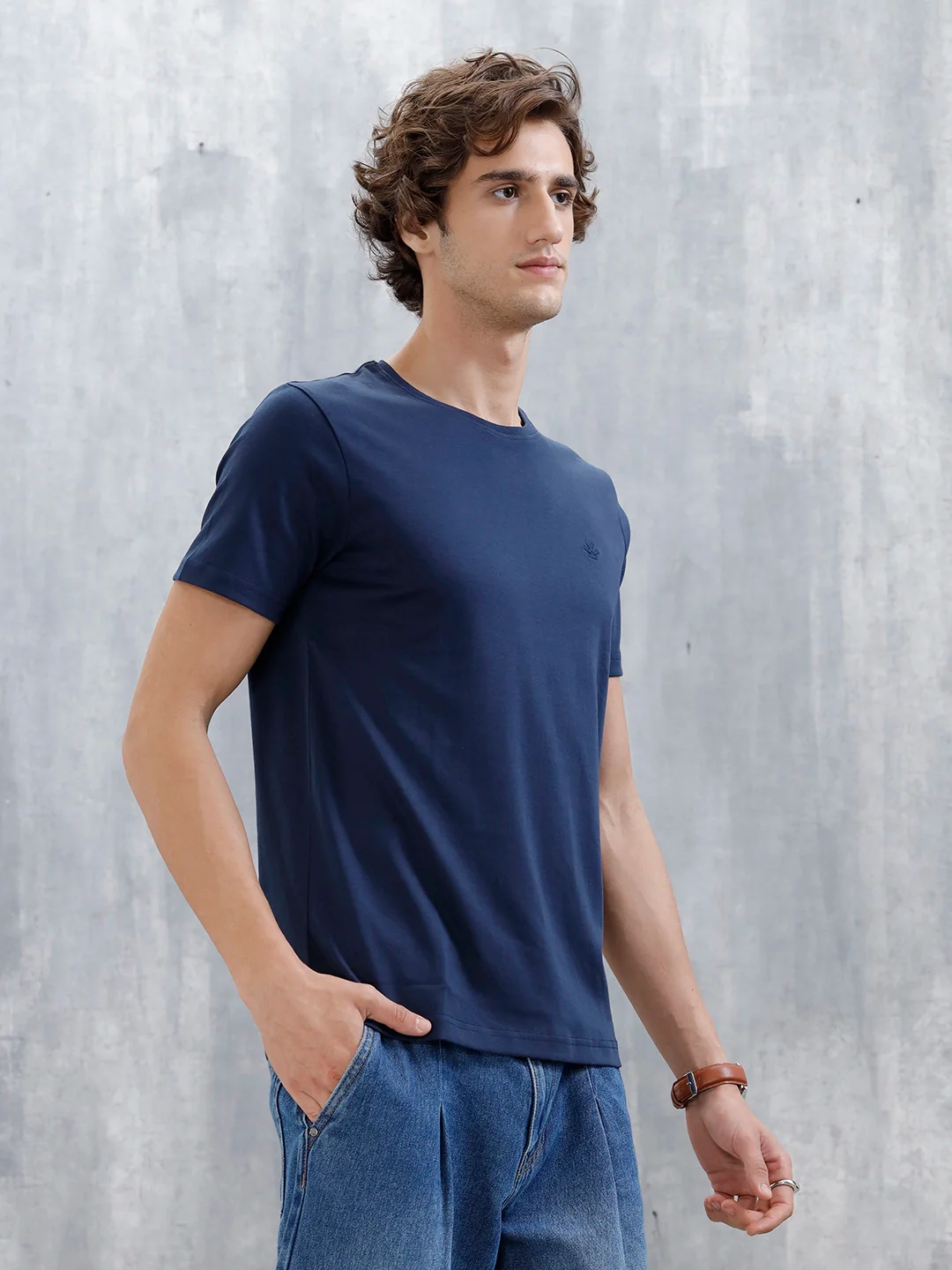 Men's Solid Casual Slim Fit T-Shirt  | Navy Blue - Image 4