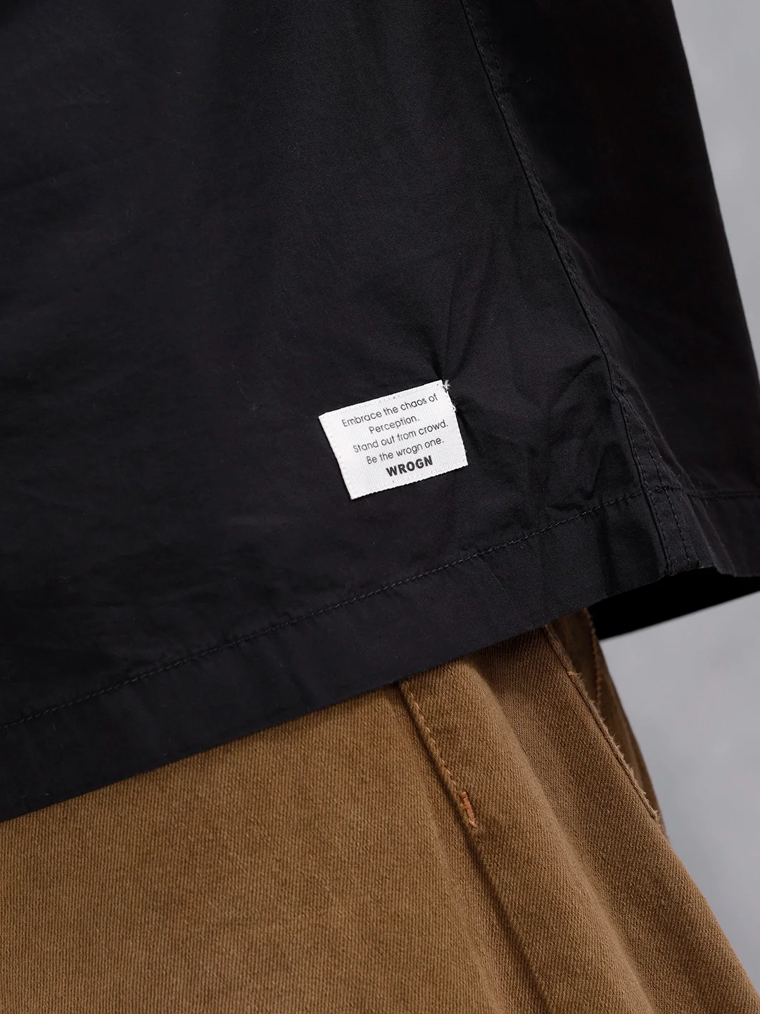 Men's Solid Causal Oversized Fit Shirt | Black - Image 5
