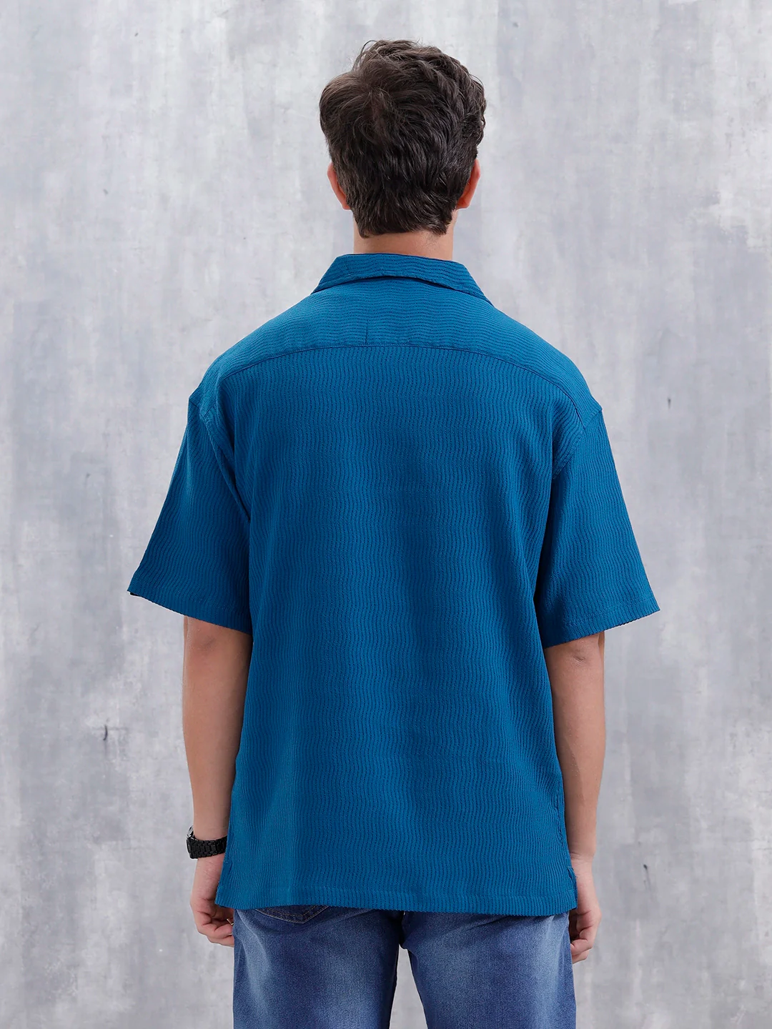 Men's Solid Self Structured Oversized Fit Resort Shirt | Teal - Image 3