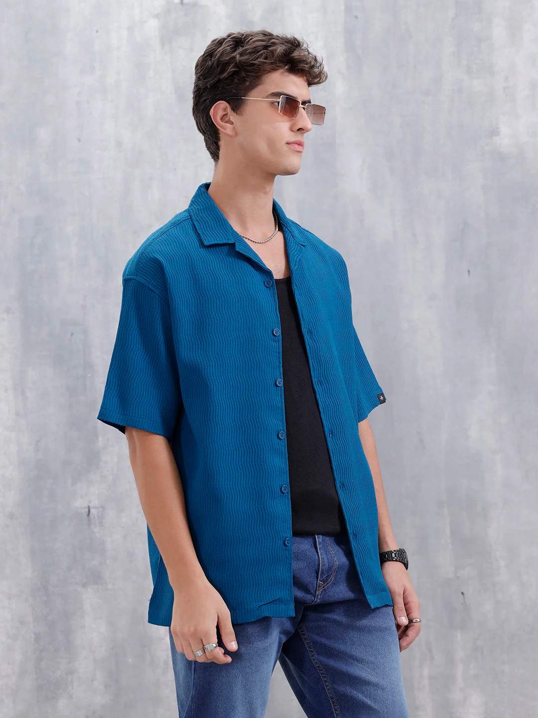 Men's Solid Self Structured Oversized Fit Resort Shirt | Teal - Image 4