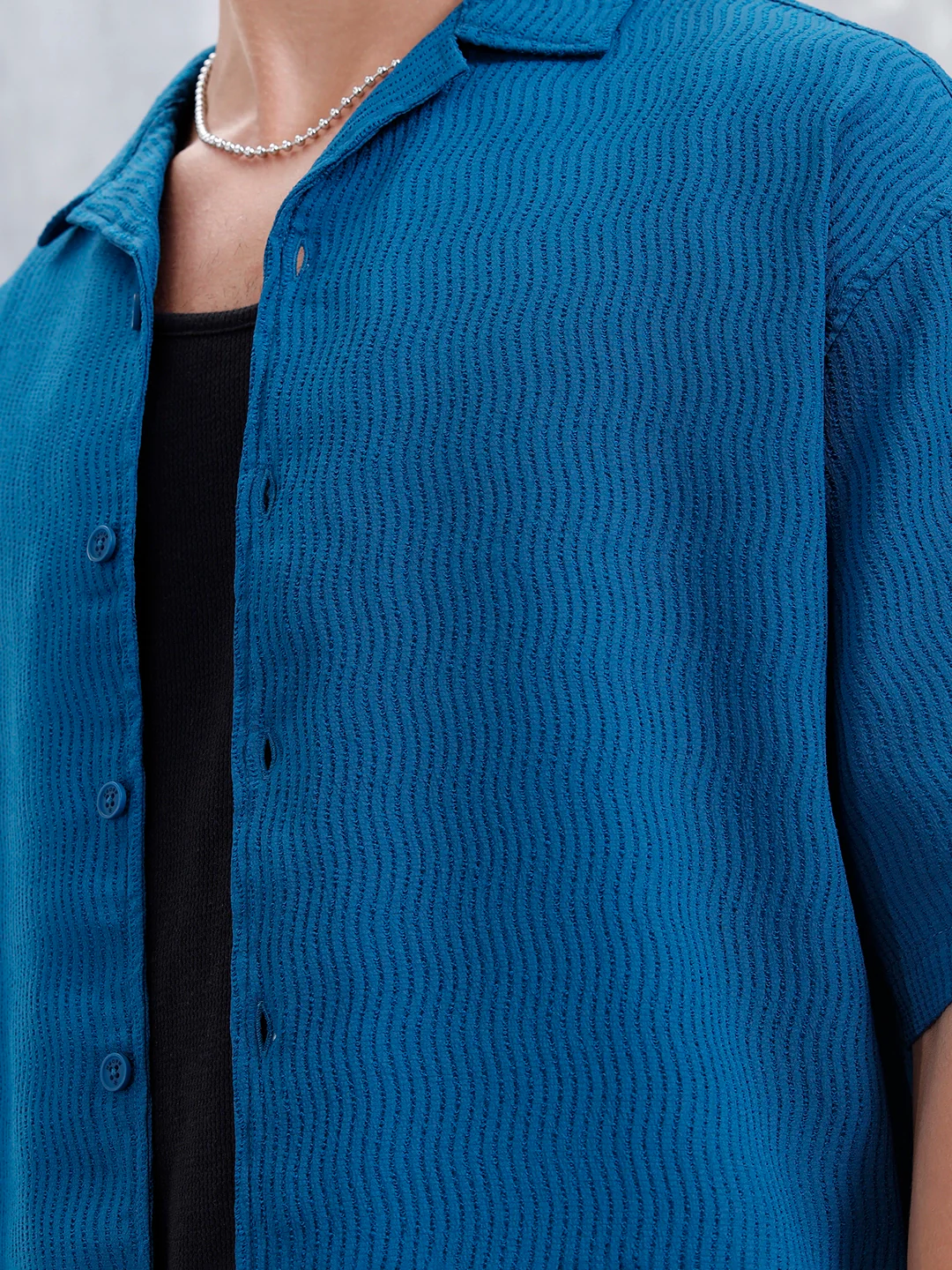 Men's Solid Self Structured Oversized Fit Resort Shirt | Teal - Image 5