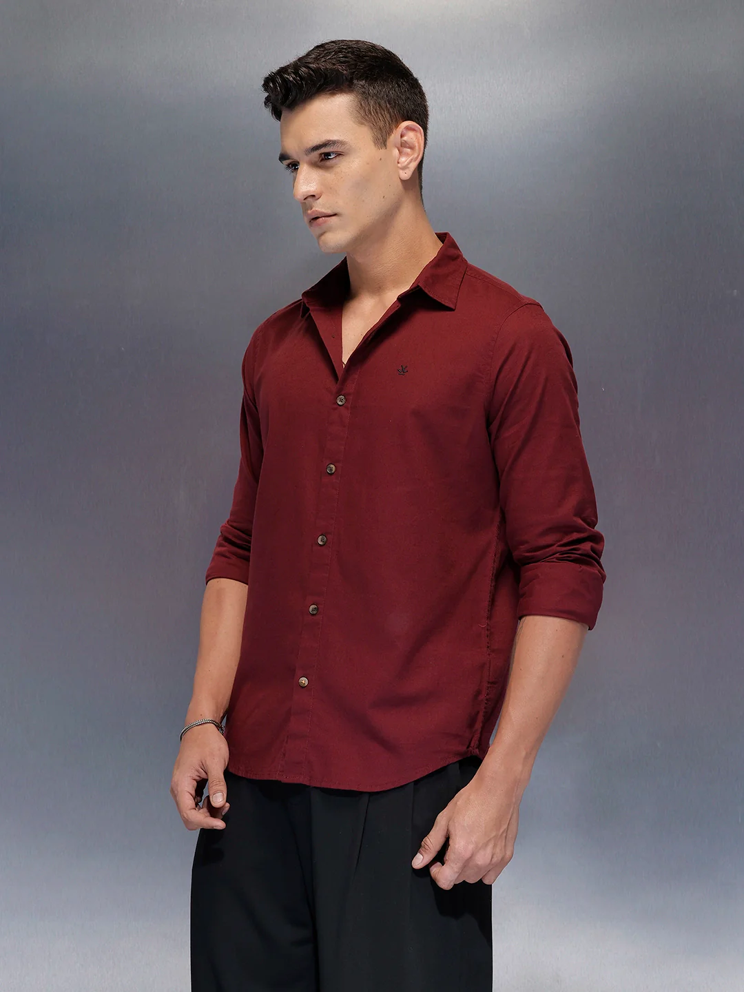 Men's solid shirt with clean tailoring and comfort fit | Wine - Image 4