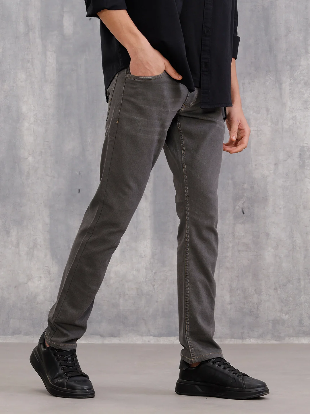 Mid Washed Straight Fit Cotton Stretch Jeans I Mid Grey - Image 4