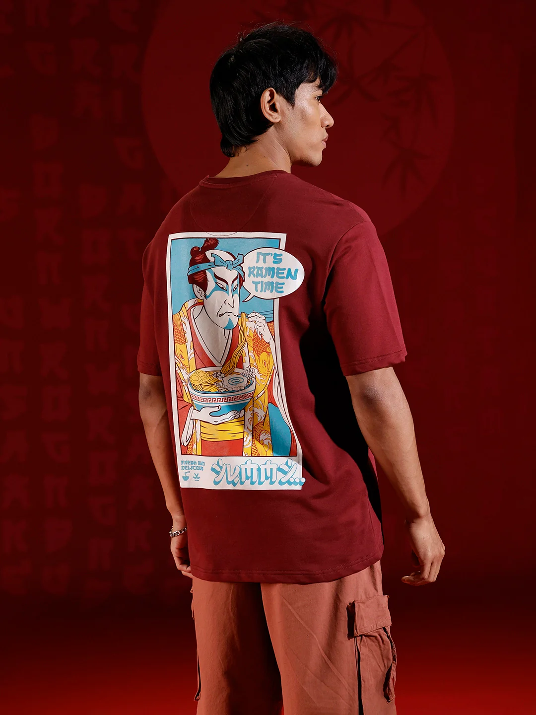 Minimal chest print T-shirt | Maroon - Image 4