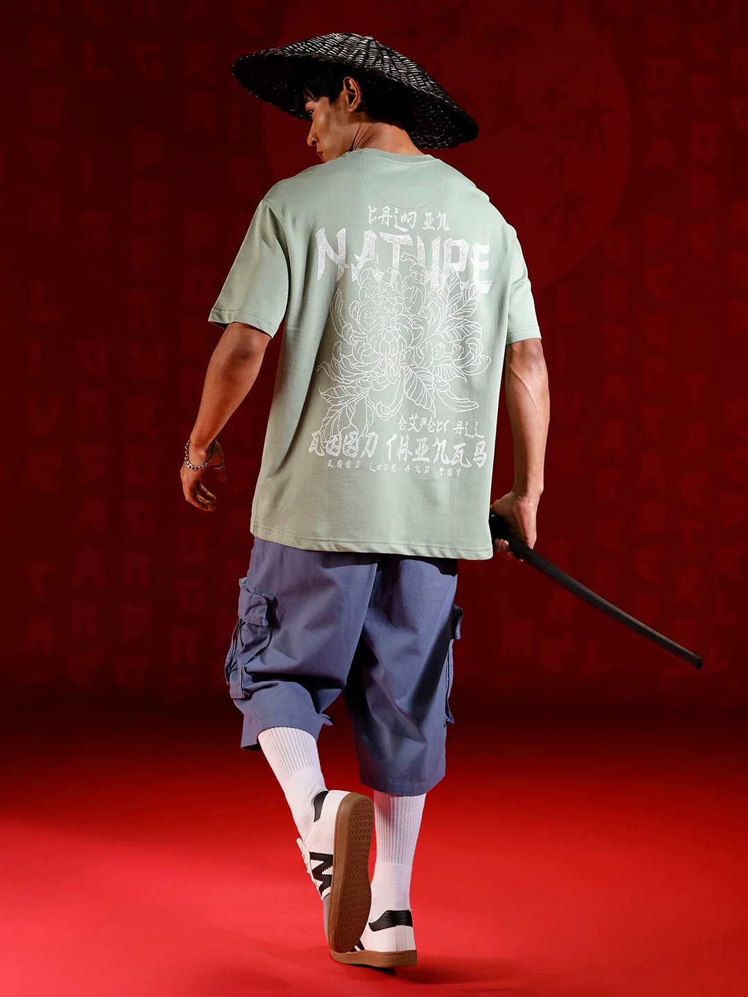 Minimal graphic print oversized tshirt | Green - Image 2